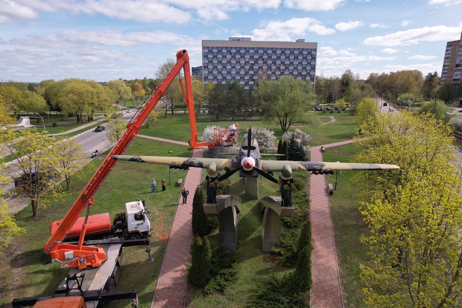 видео с коптера, памятник штурмовику ИЛ-2,