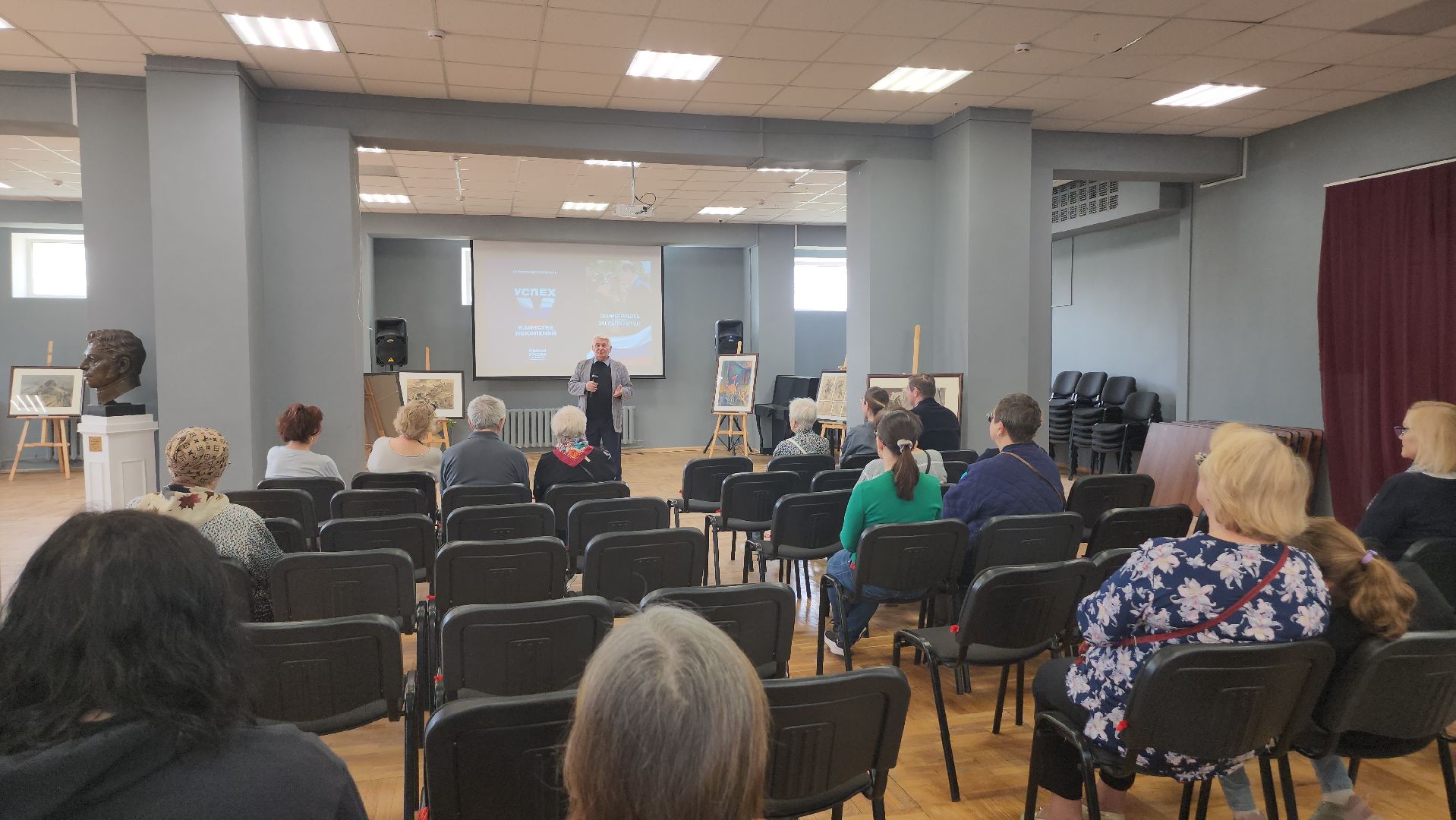 Люберцы, выставка, люберецкая картинная галерея,