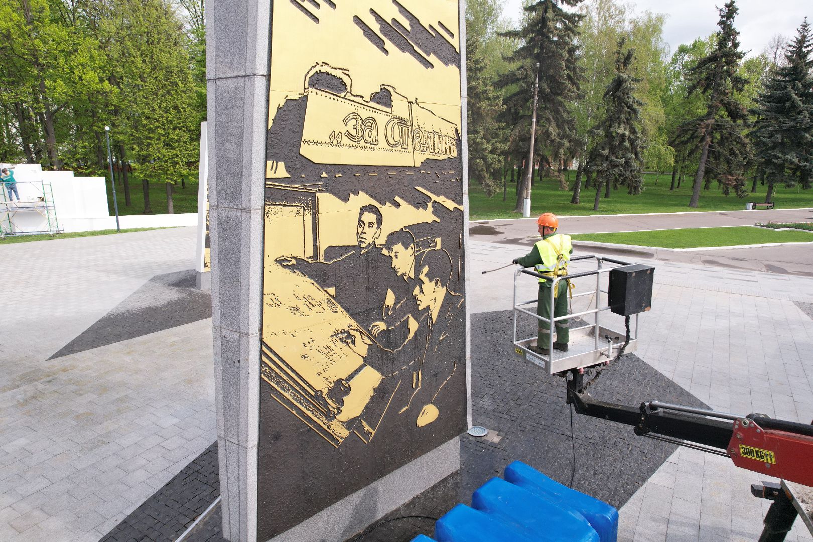 видео с коптера, стела город трудовой доблести, мемориальный парк коломны,