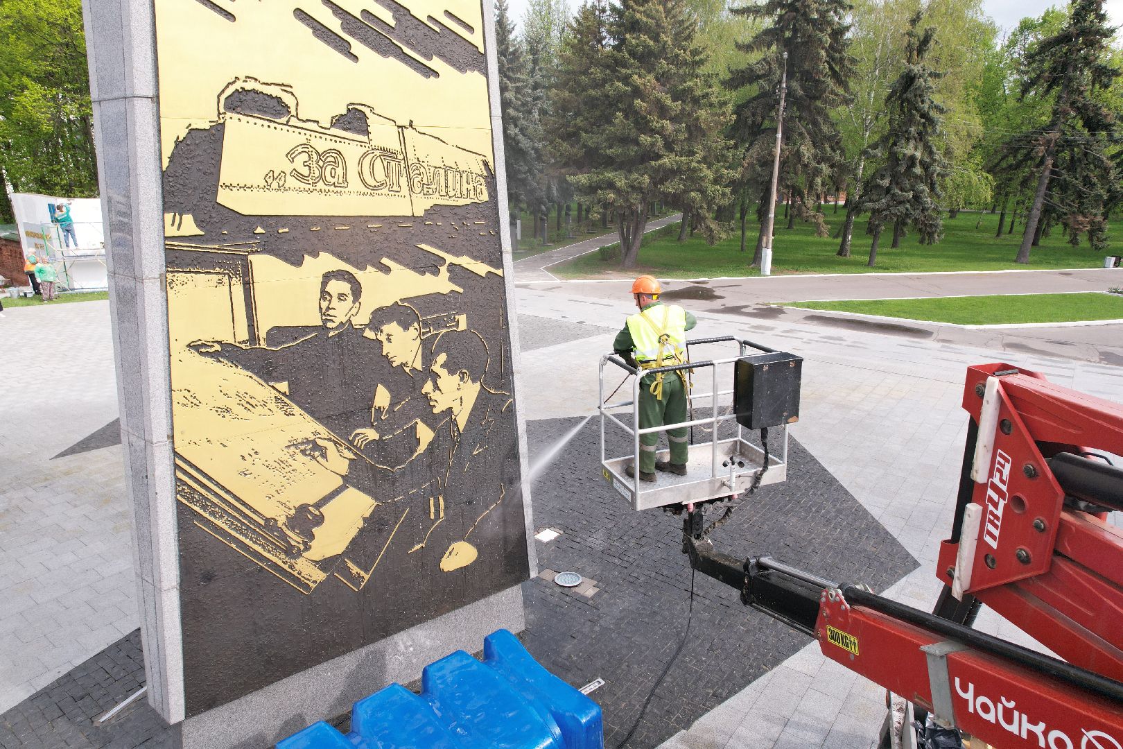 видео с коптера, стела город трудовой доблести, мемориальный парк коломны,