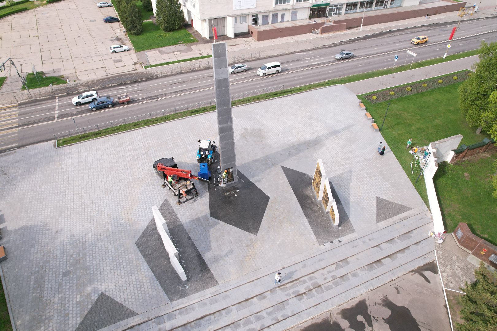 видео с коптера, стела город трудовой доблести, мемориальный парк коломны,