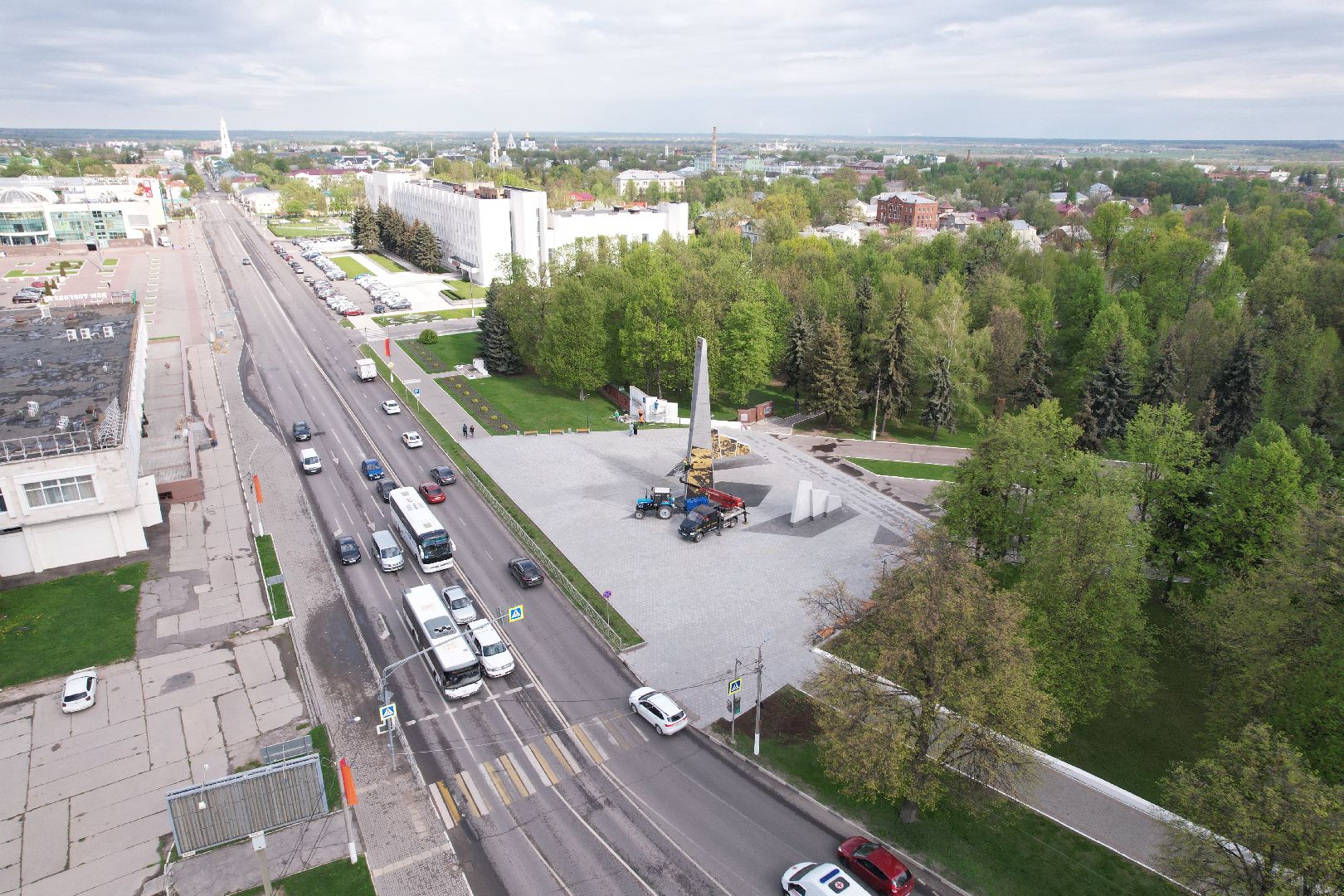 видео с коптера, стела город трудовой доблести, мемориальный парк коломны,