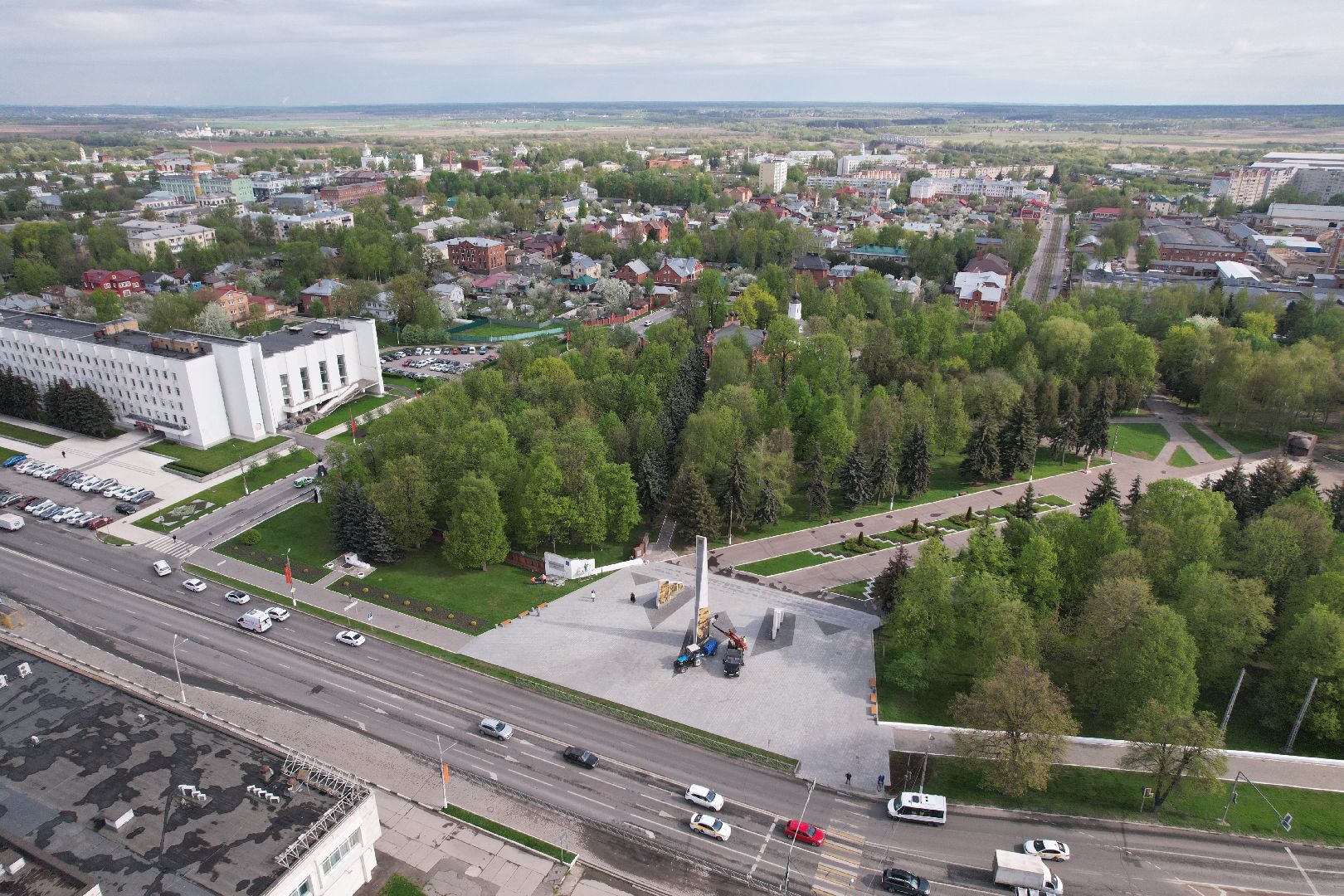 видео с коптера, стела город трудовой доблести, мемориальный парк коломны,