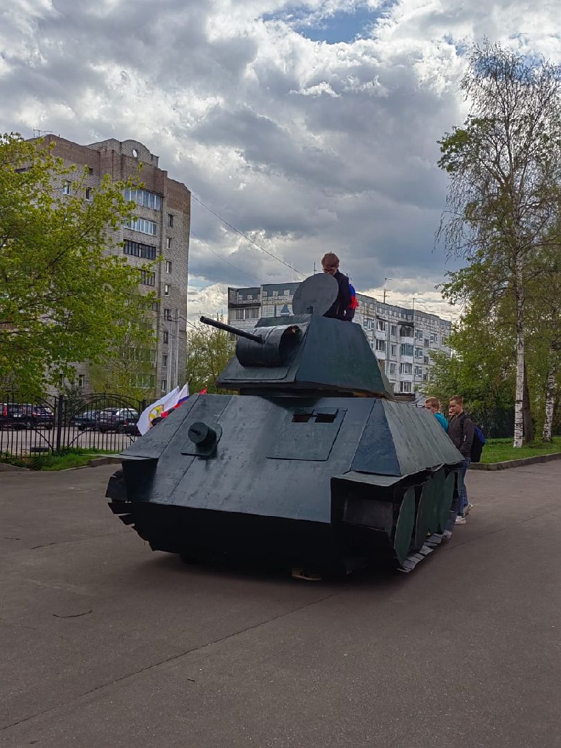 сергиево-посадский городской округ, хотьково, т-34, школьники, макет танка,