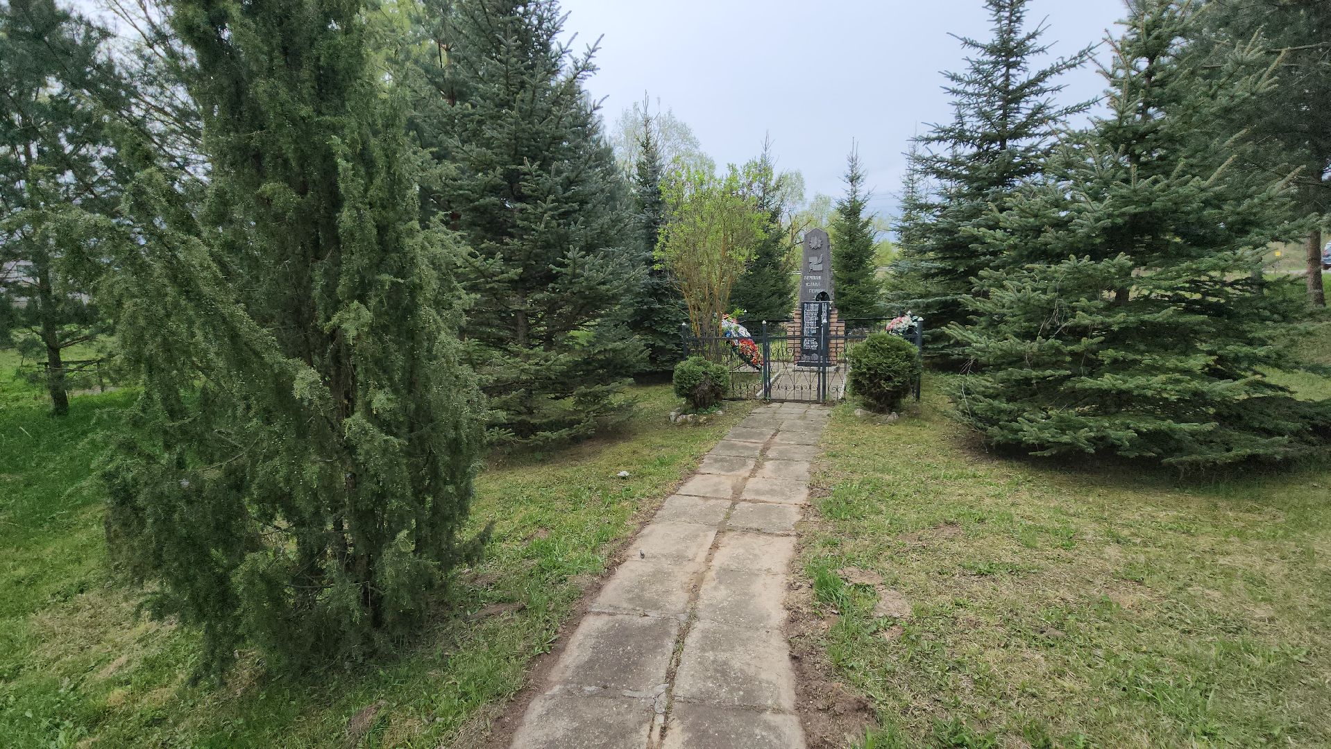 серпухов, деревня лукино, братская могила на сельском кладбище, вов, военный госпиталь,