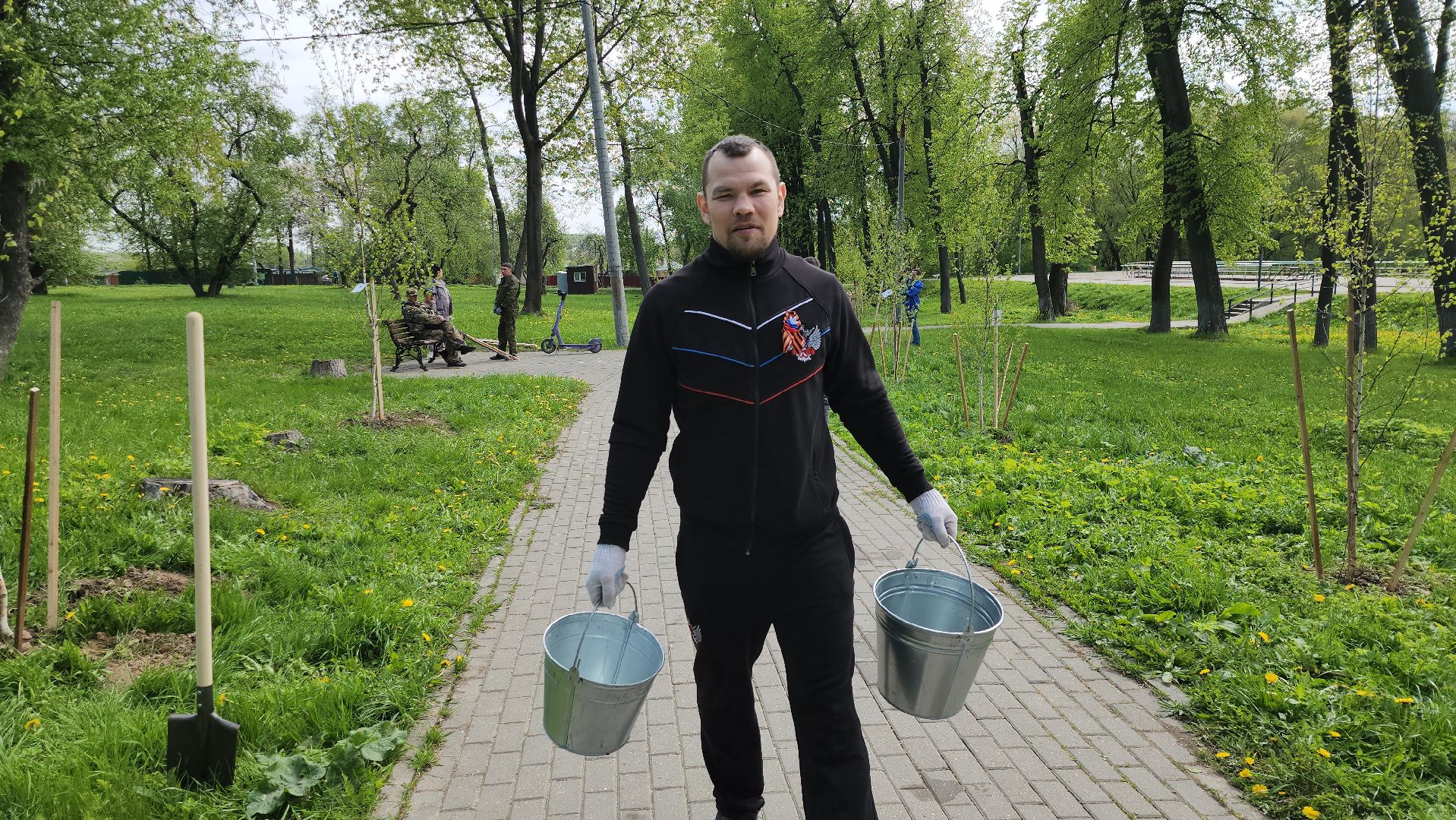 серпухов, сад победы, 9 мая, братья чудиновы,