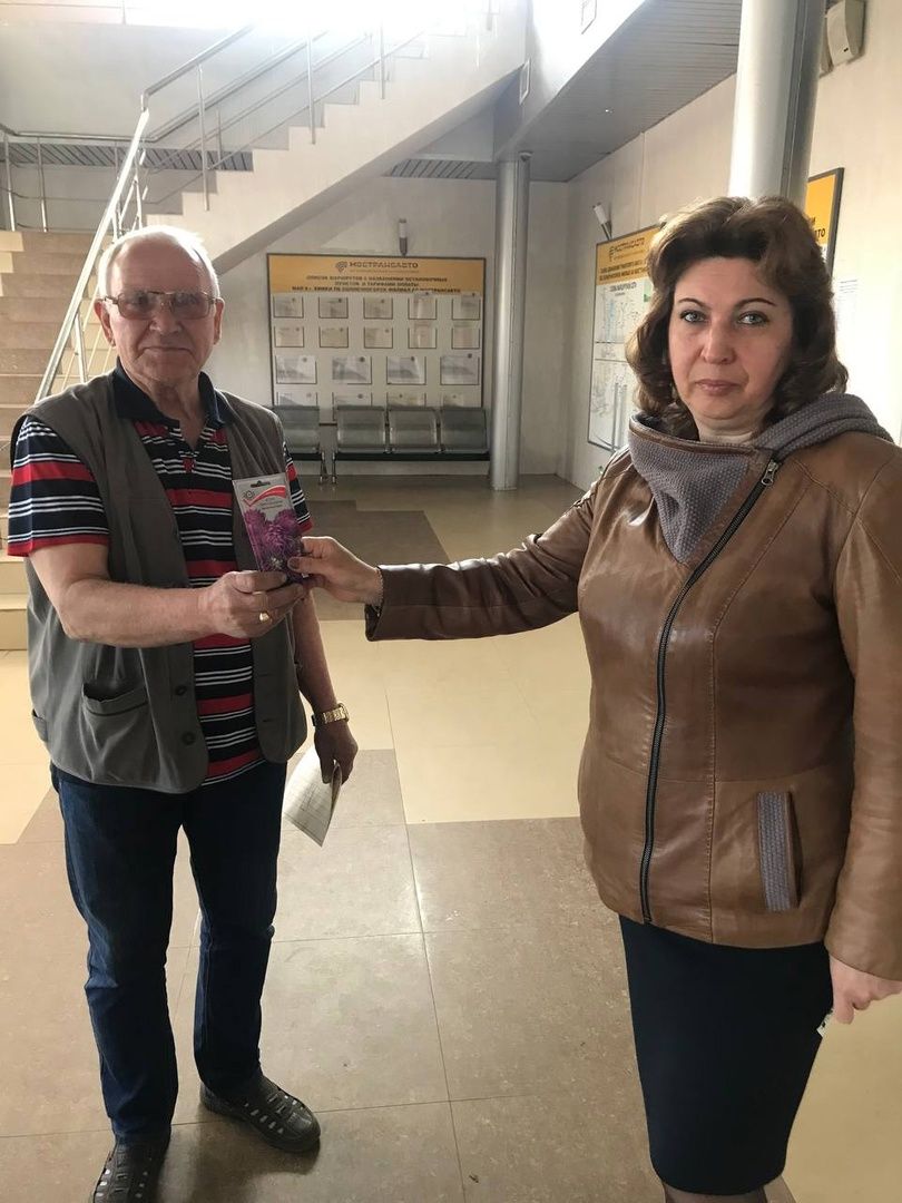 Солнечногорск, Мострансавто, пассажиры, акция, цветы