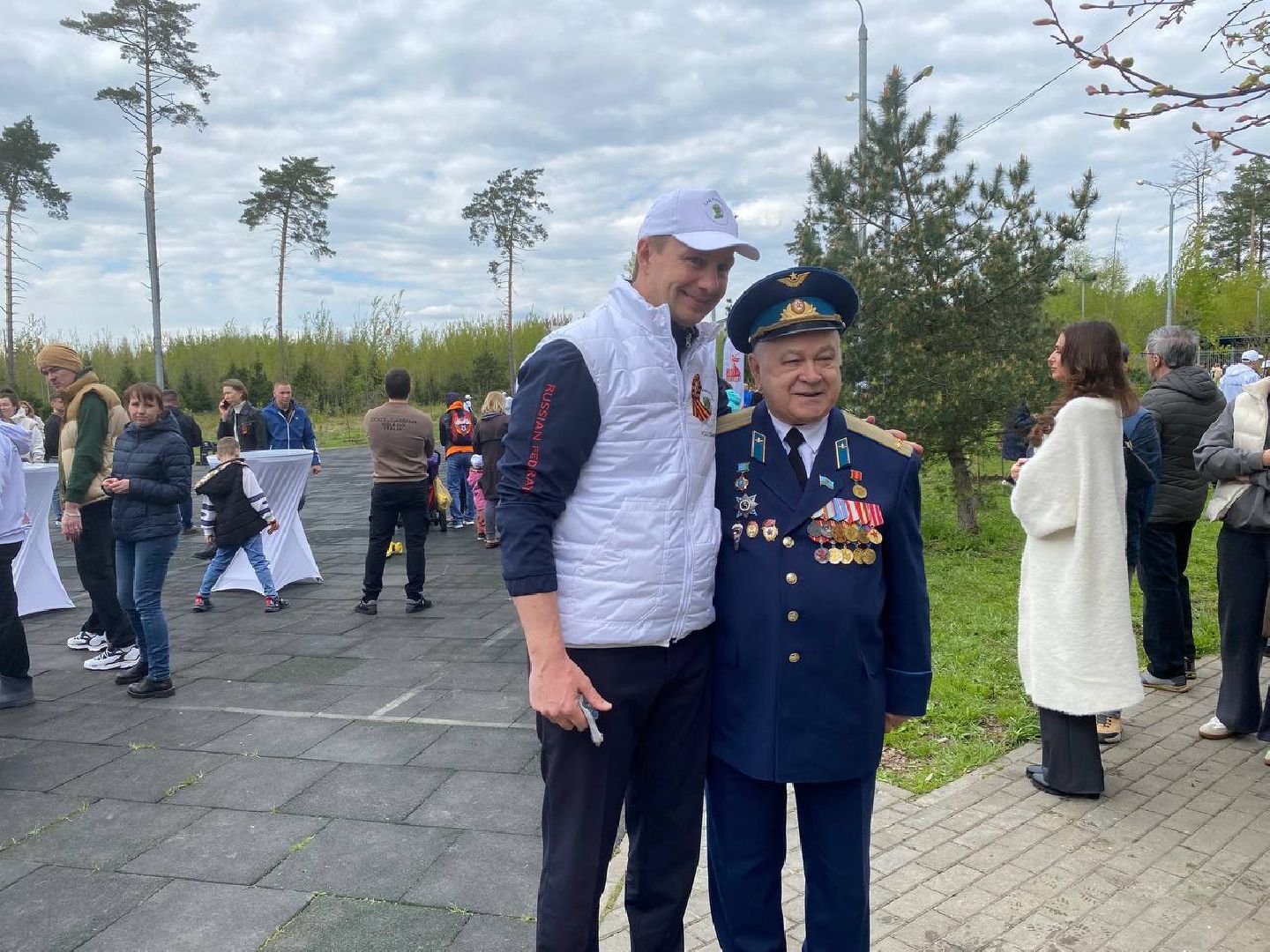 сад памяти, посадить дерево, новый сад в Опалихе,