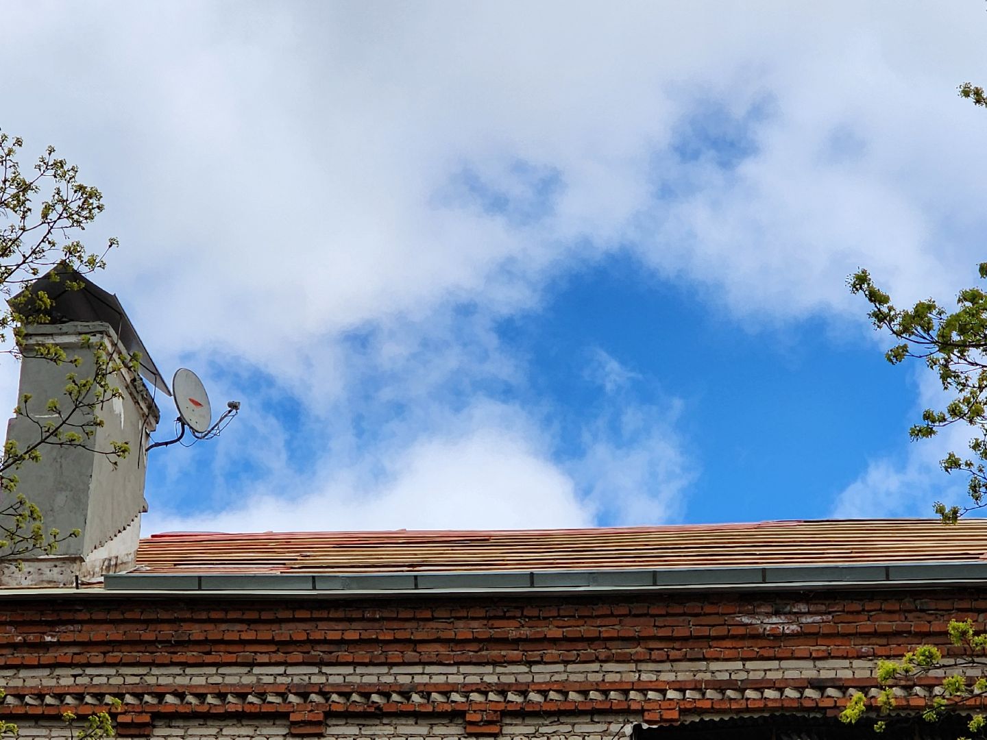 Чехов, улица Ильича, жилой дом, ремонт кровли, крыша, капитальный ремонт, гидроизоляция, теплоизоляция, стропила и перекрытия, каркас кровли, фонд капремонта московской области,