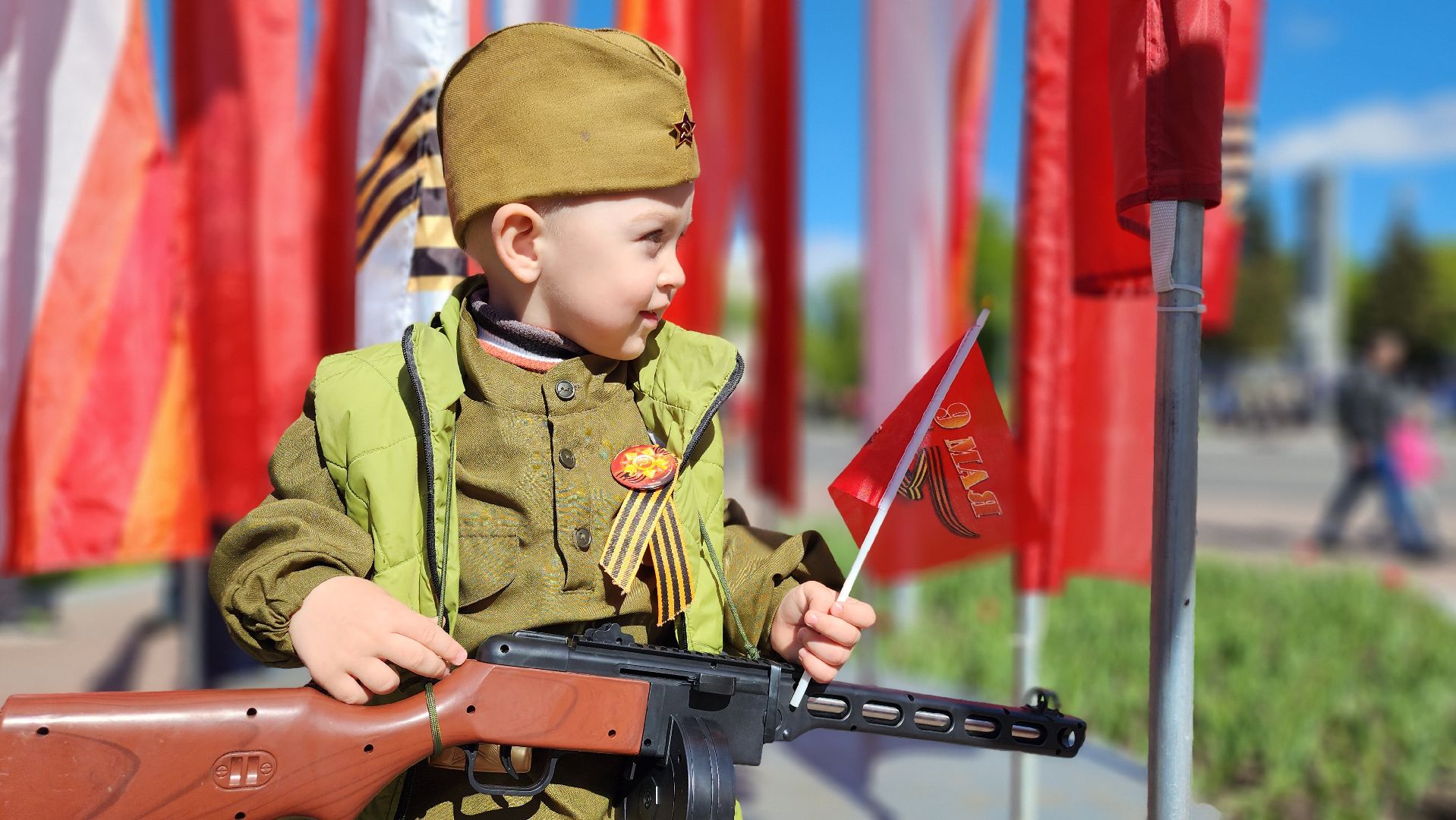 домодедово, подмосковье , ленточка, георгиевская лента, митинг, обелиск славы, памятник,