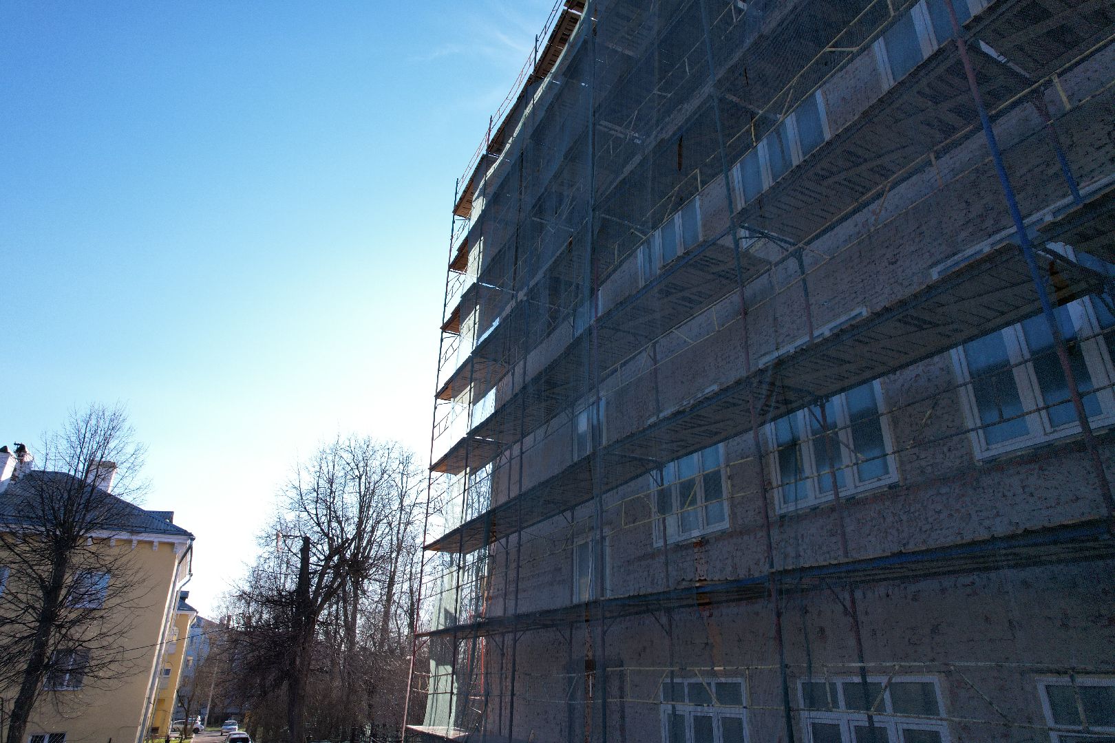 видео с коптера, капремонт школы 1 в серпухове,