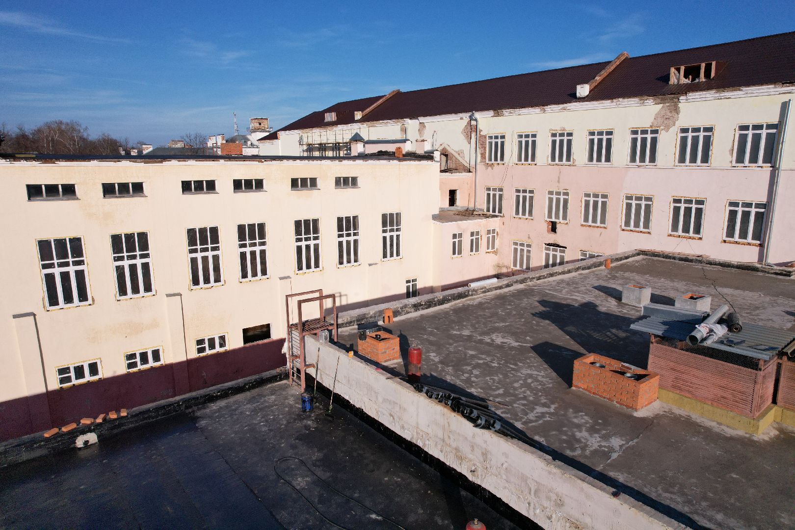 видео с коптера, капремонт школы 1 в серпухове,