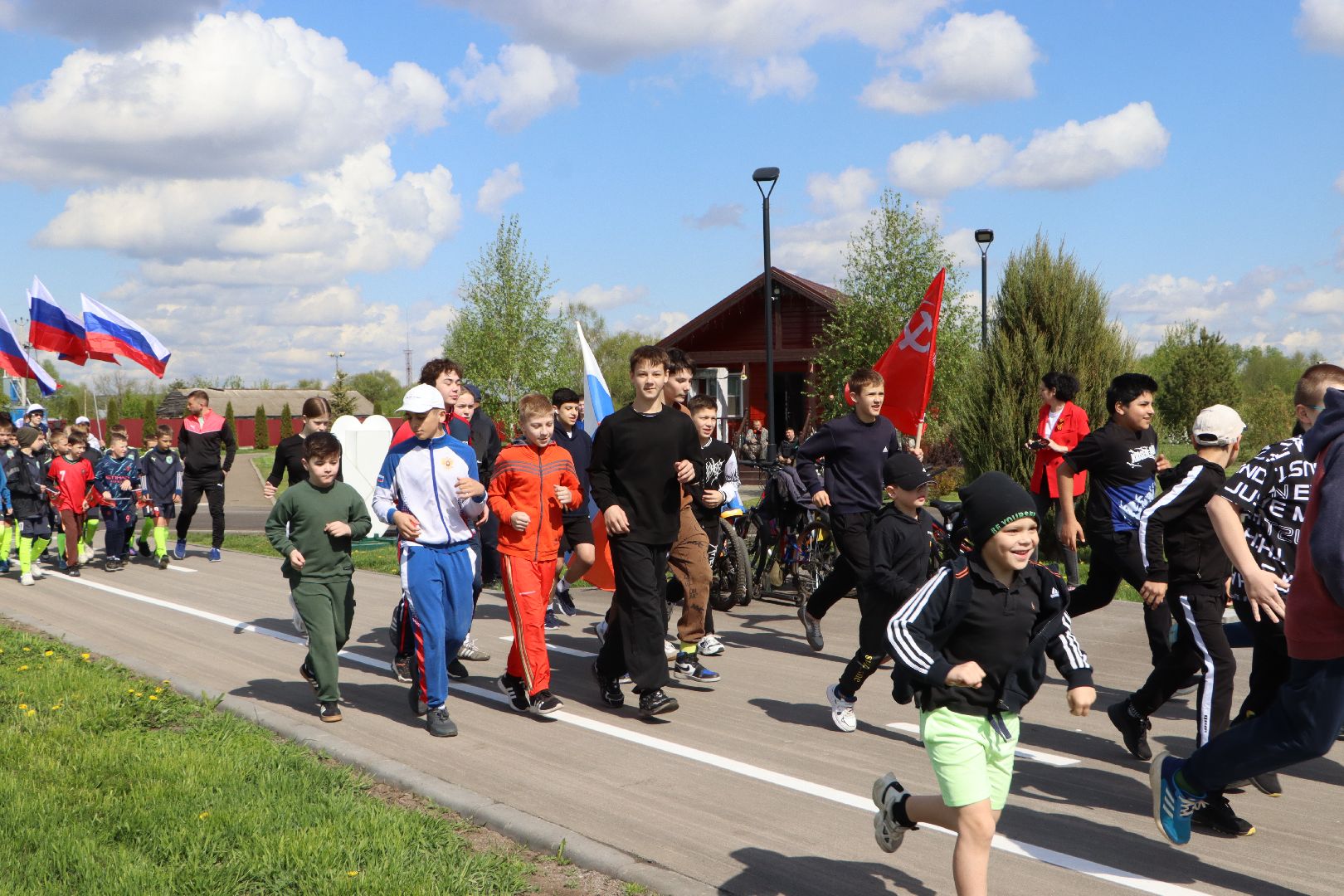 серебряные пруды, парк Серебряный , 80 лет победе,