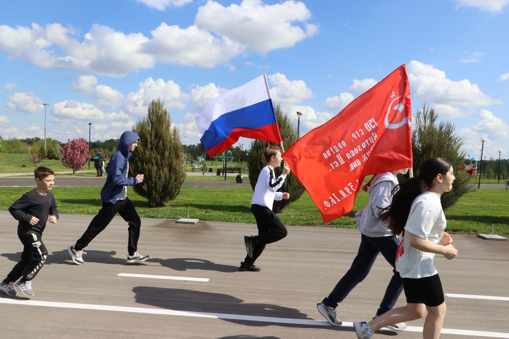 серебряные пруды, парк Серебряный , 80 лет победе,
