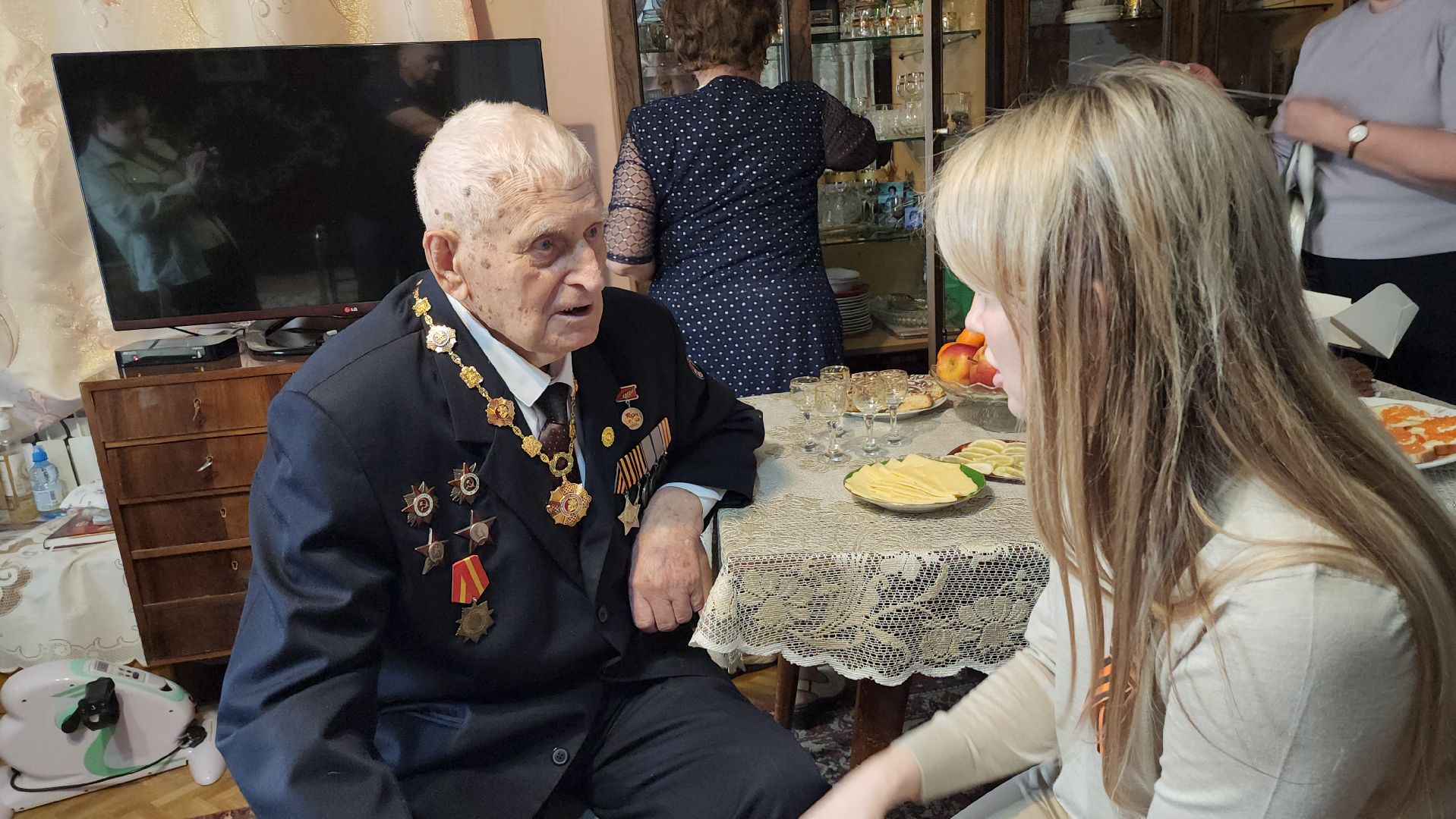 серпухов, ветеран вов, памятная табличка ветерана вов, снт маяк, деревня борисово, ветеран николай козлов,