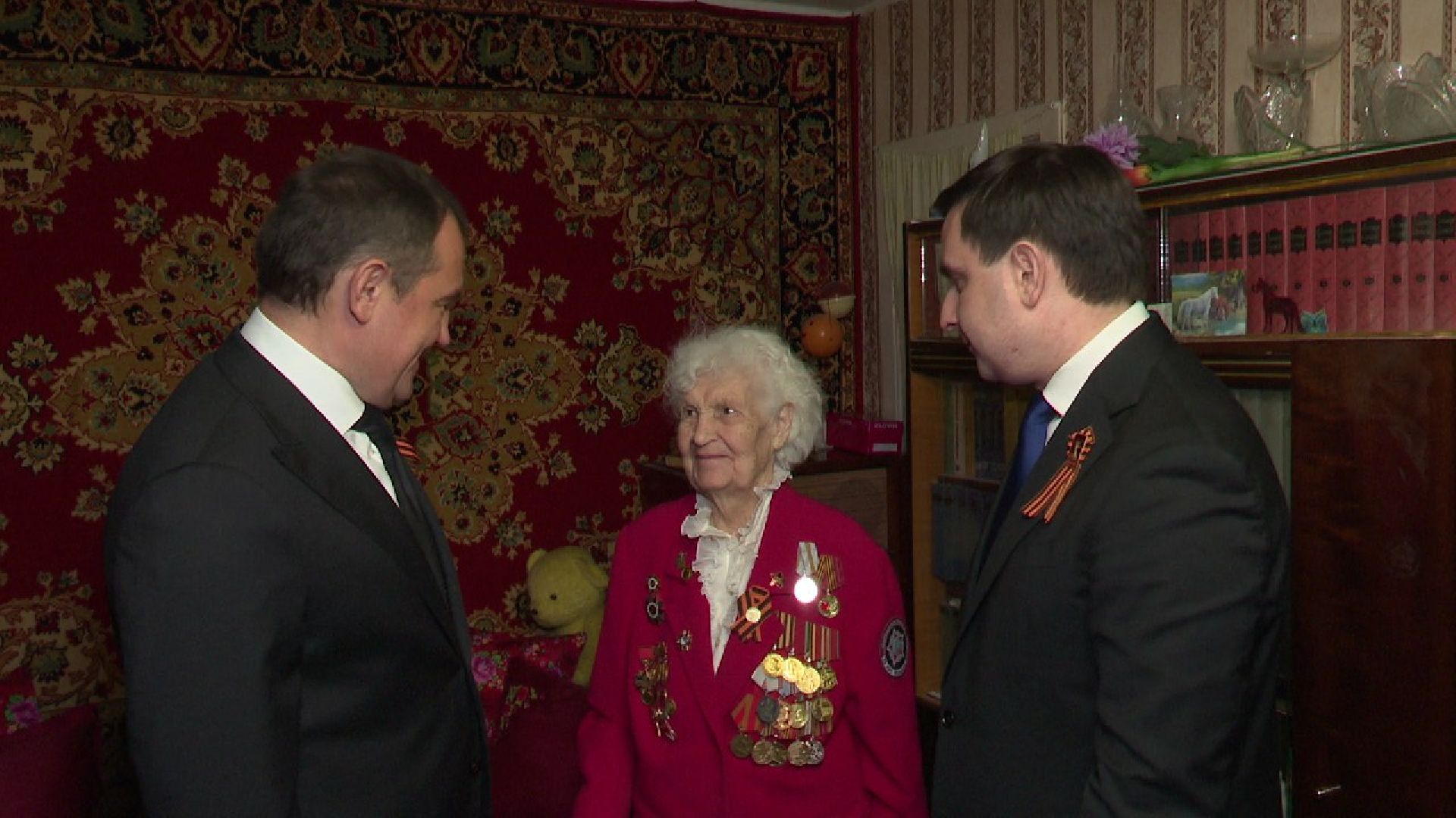 Реутов, Награда, Пояетный гражданин, Мария Остапенко , великая отечественная война,