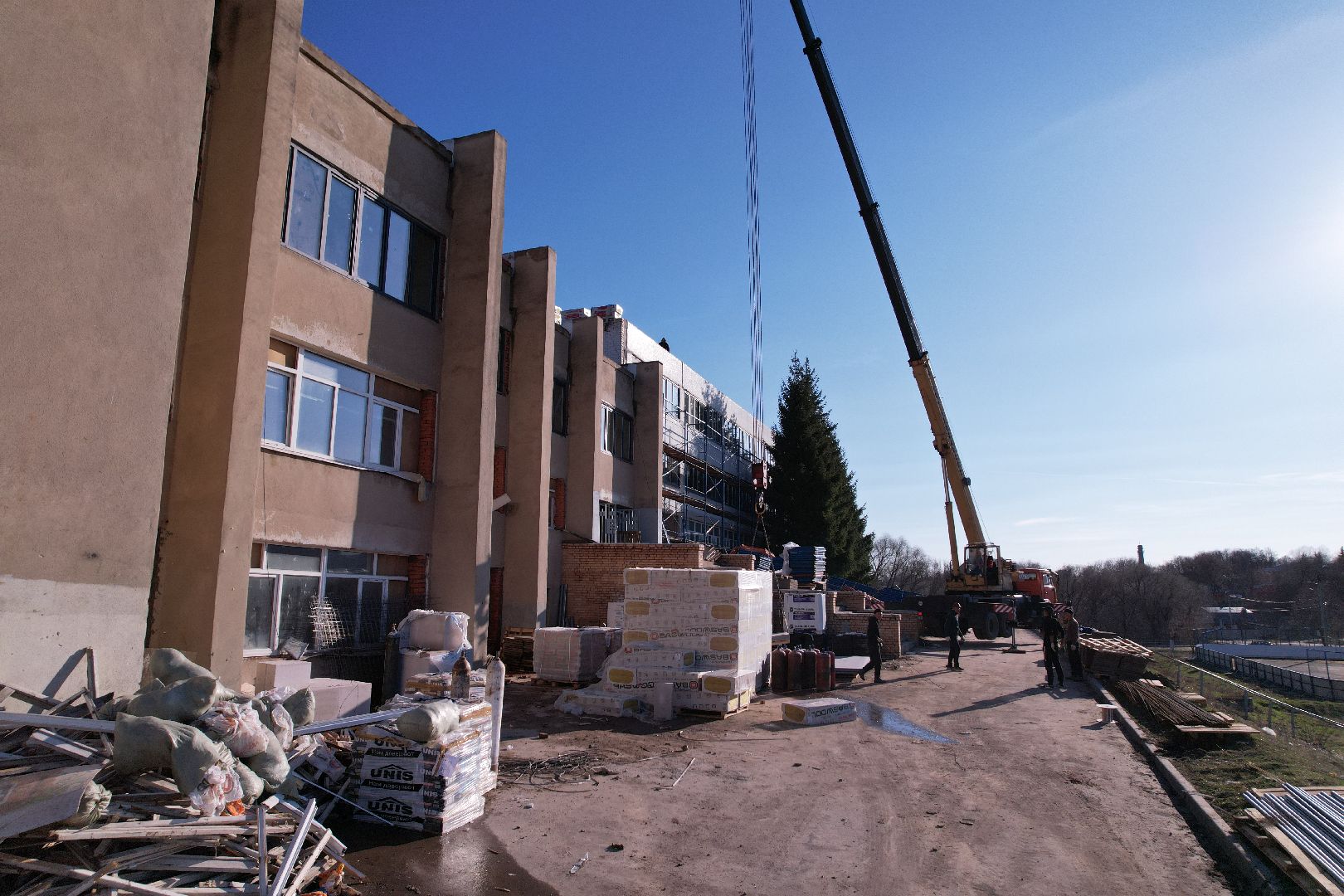 видео с коптера, капремонт школы 2 в серпухове,