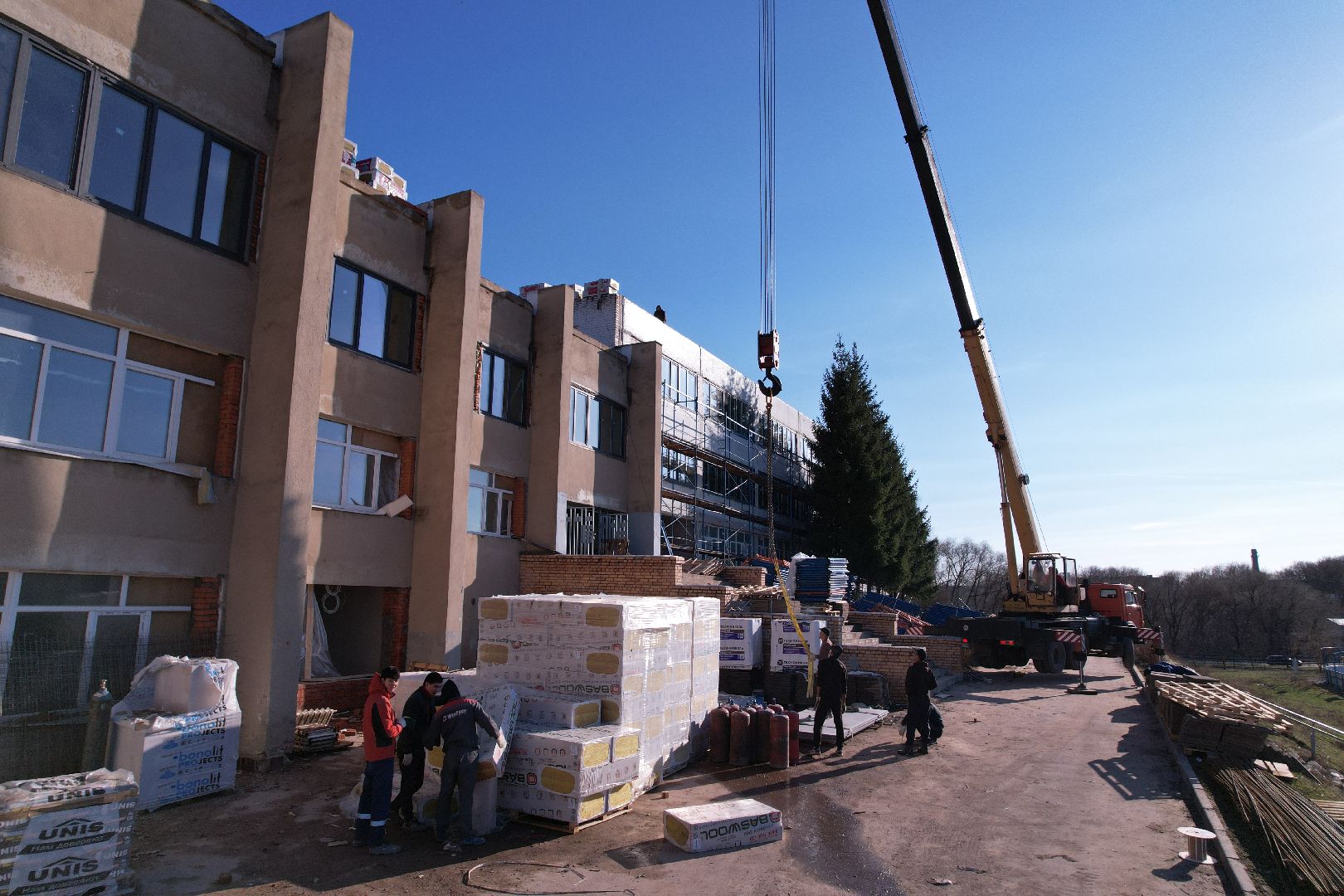 видео с коптера, капремонт школы 2 в серпухове,