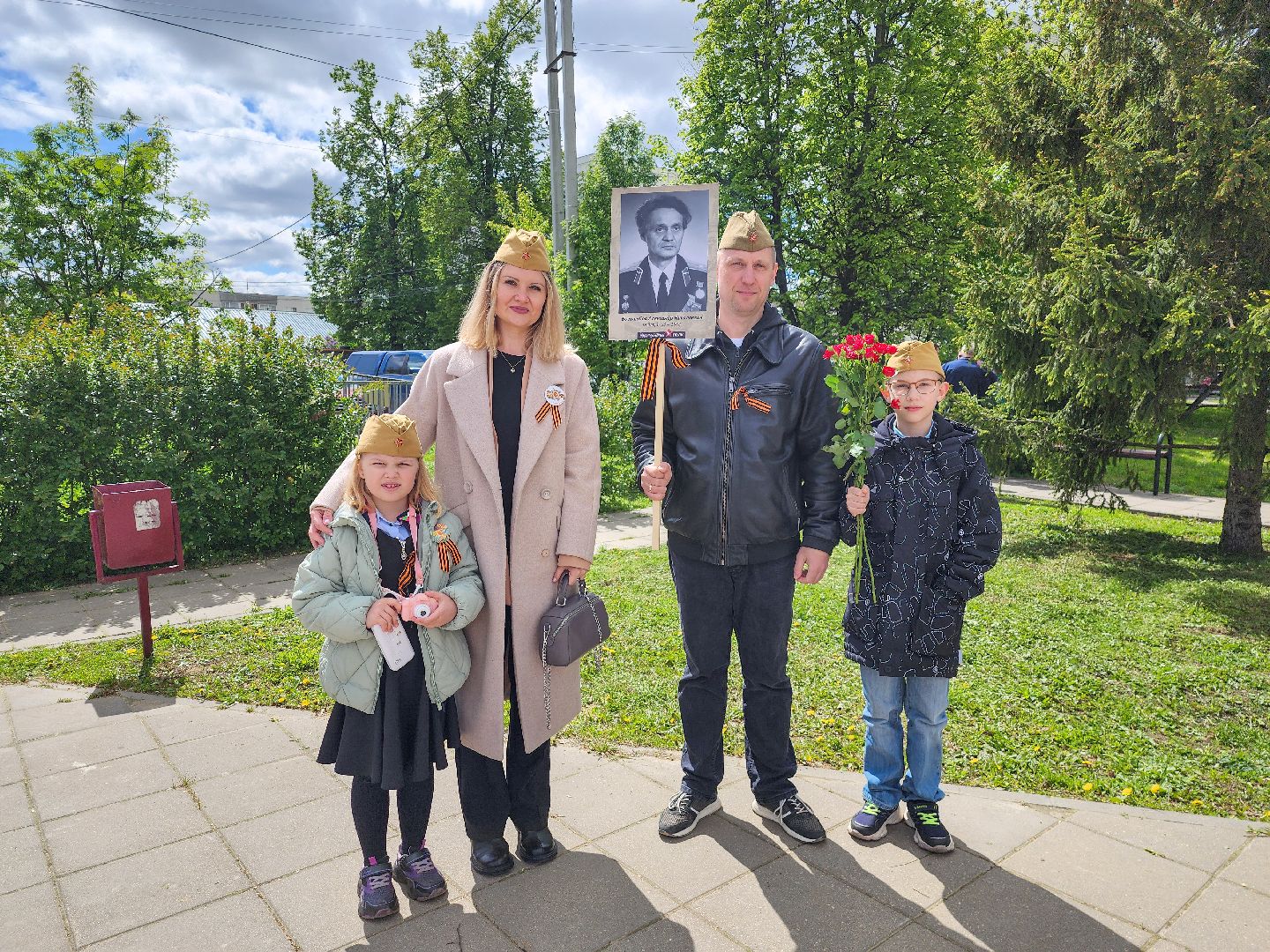 Подольск, Поселок Быково, Митинг, Возложение цветов,