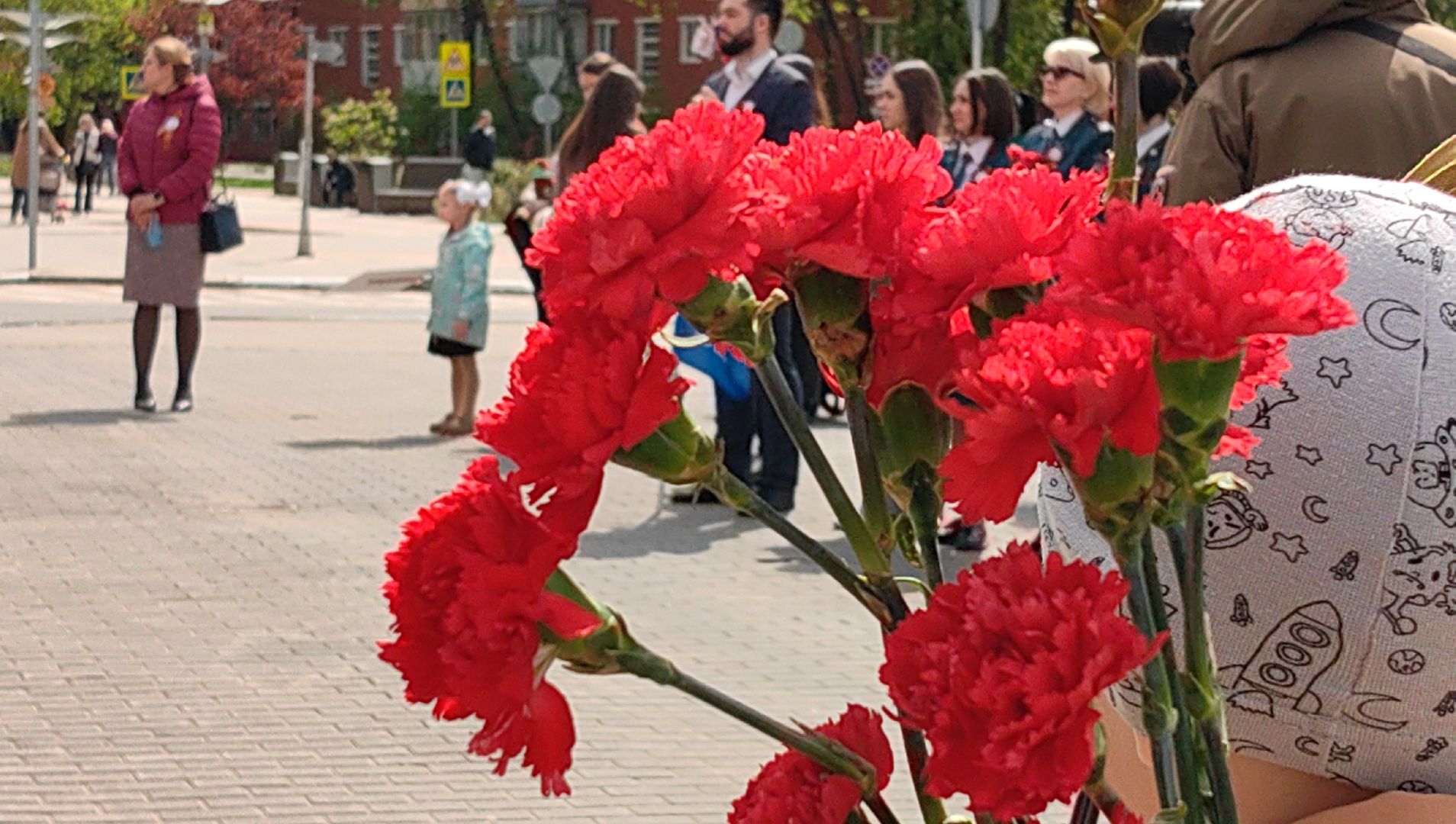 митинг, памятник, цветы, администрация, жители,