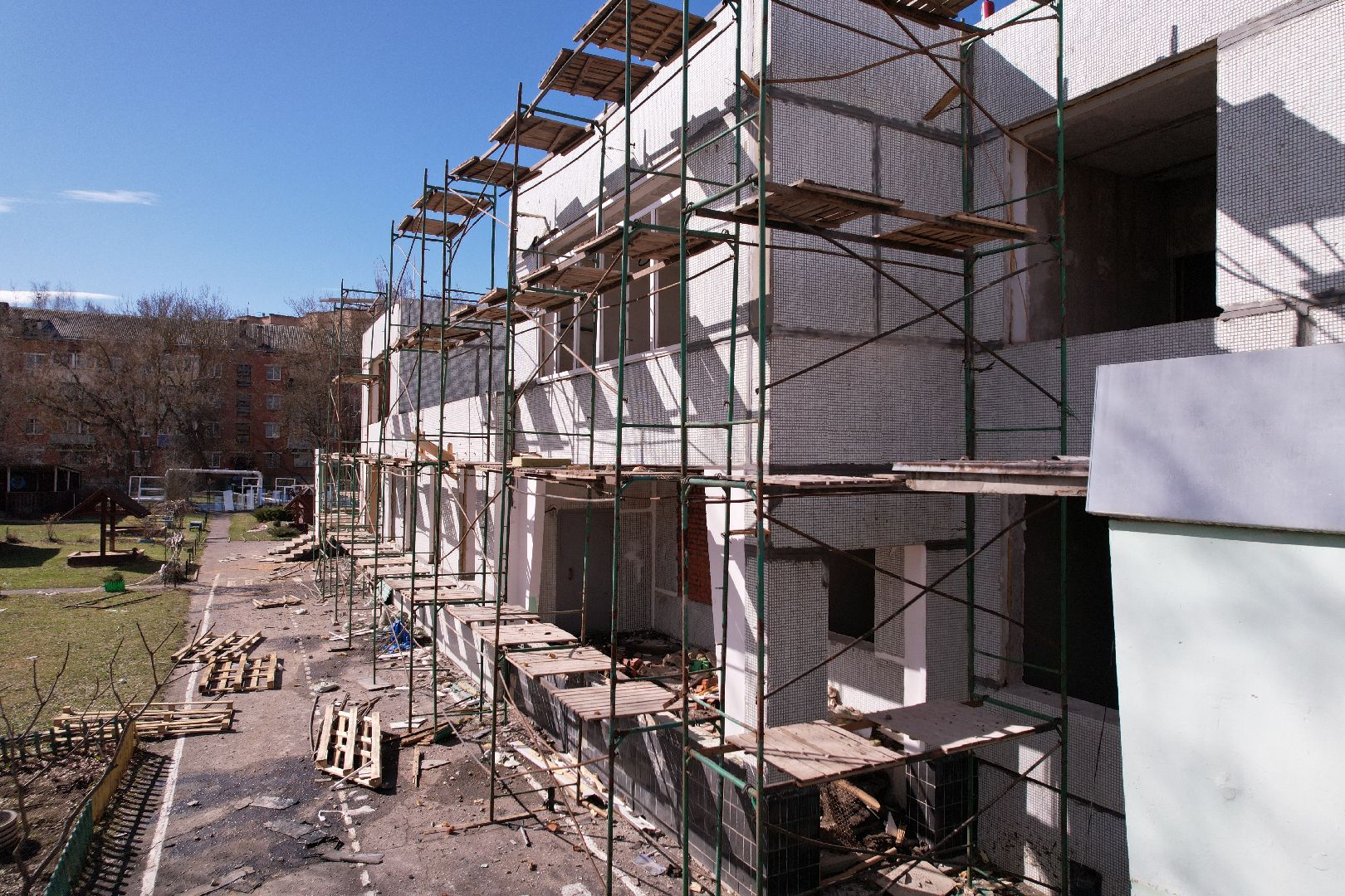 видео с коптера, детский сад улыбка, ремонт детского сада серпухов,