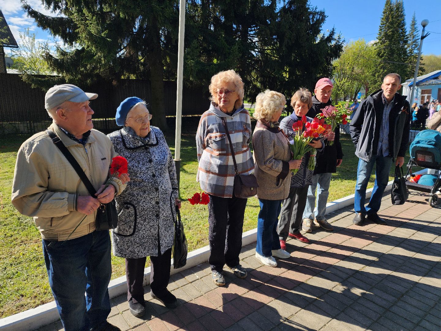 Чехов , микрорайон Венюково , обелиск, мемориал, возложение цветов , День Победы , возложение венков, торжественная церемония,