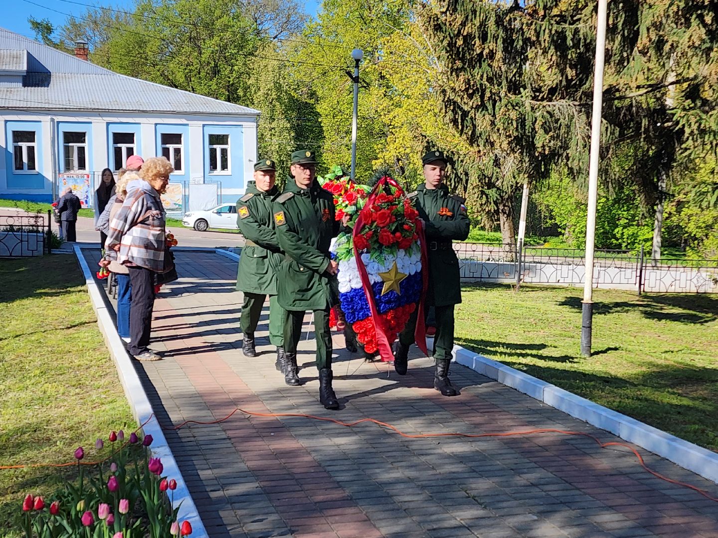 Чехов , микрорайон Венюково , обелиск, мемориал, возложение цветов , День Победы , возложение венков, торжественная церемония,