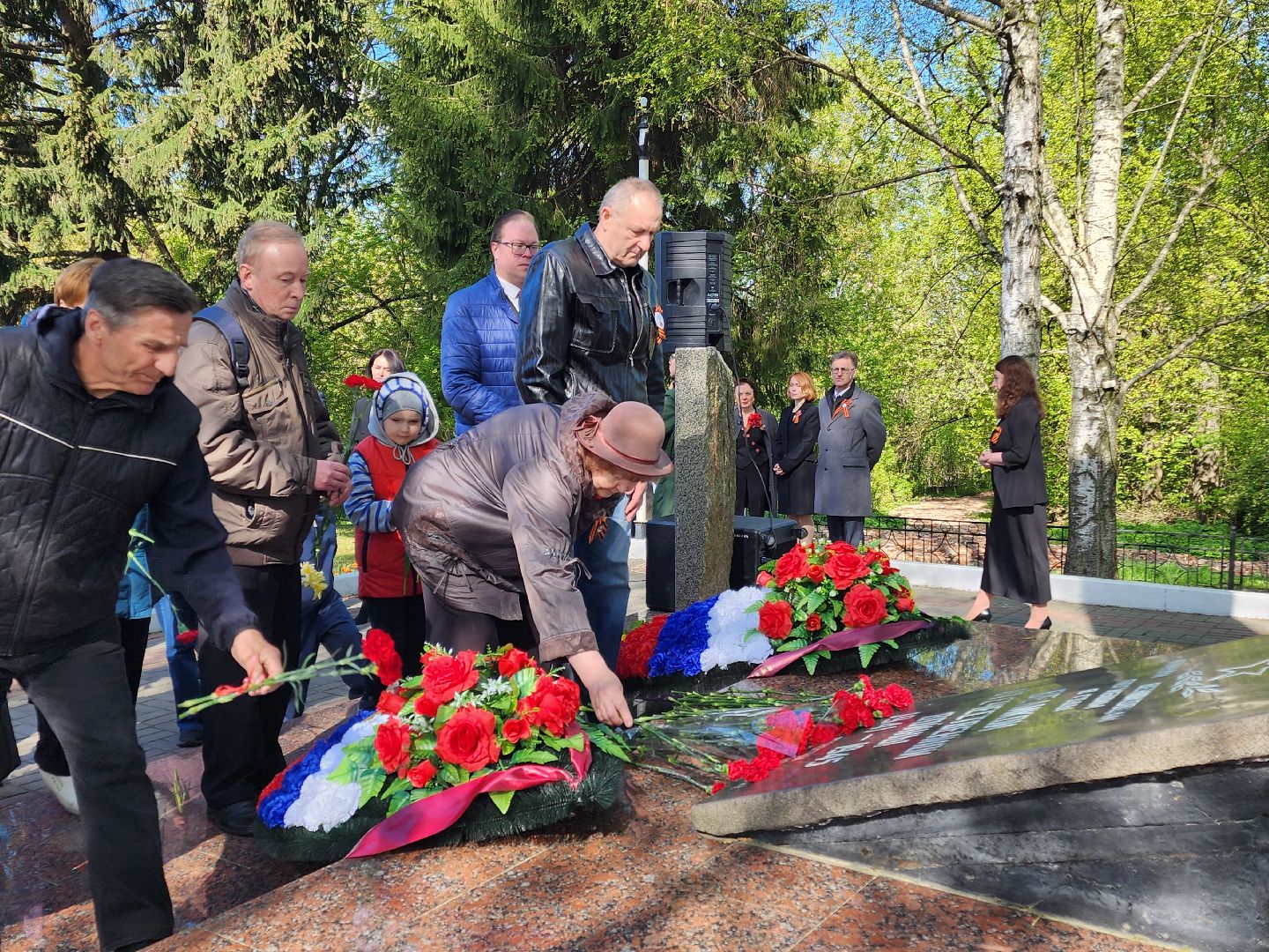 Чехов , микрорайон Венюково , обелиск, мемориал, возложение цветов , День Победы , возложение венков, торжественная церемония,