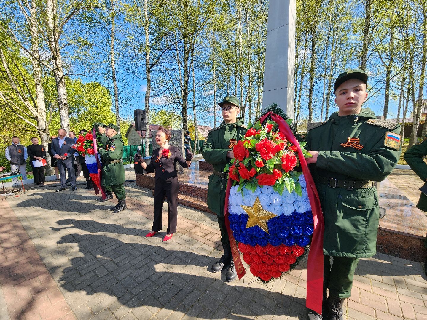Чехов , микрорайон Венюково , обелиск, мемориал, возложение цветов , День Победы , возложение венков, торжественная церемония,