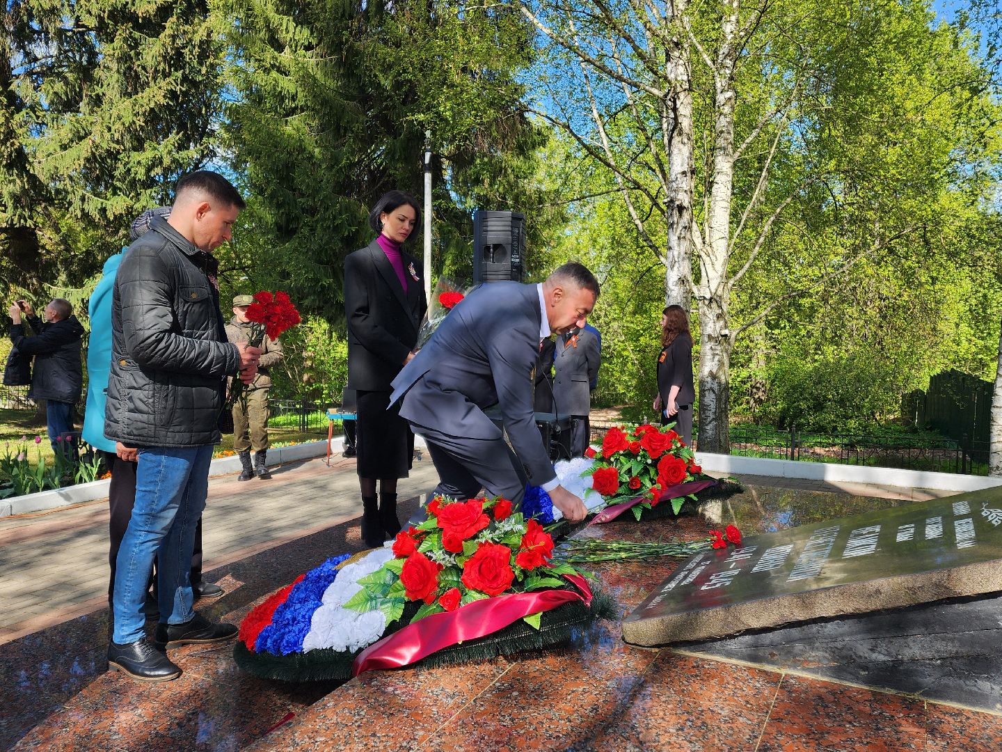 Чехов , микрорайон Венюково , обелиск, мемориал, возложение цветов , День Победы , возложение венков, торжественная церемония,