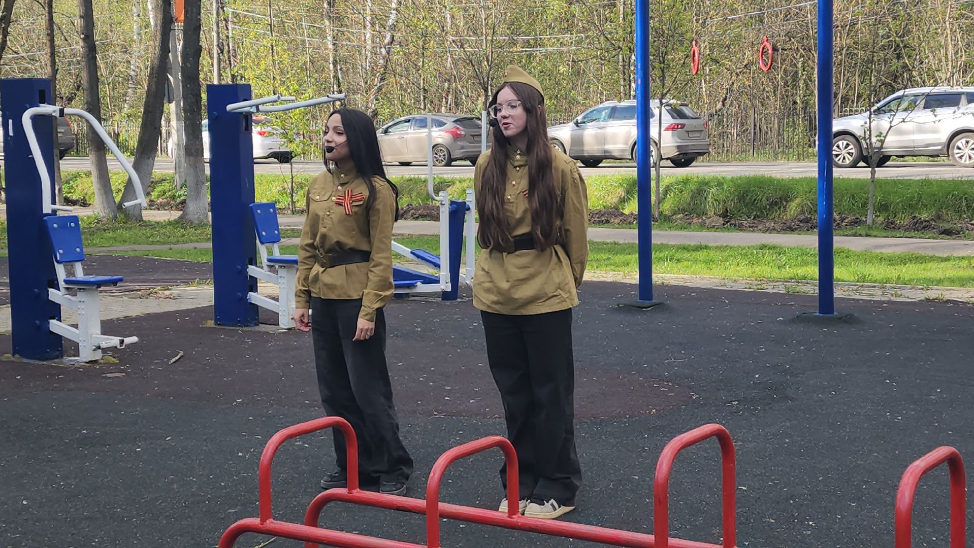 пушкинский округ, поселок,акция, песни победы, песни военных лет, жители,музыка под открытым небом,