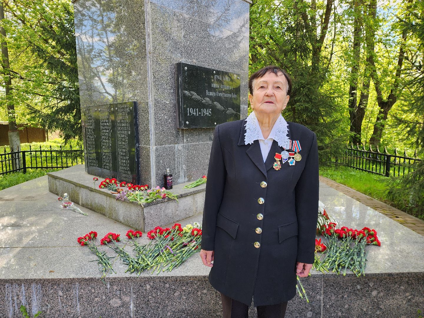раменское, 9 мая, возложение цветов к мемориалу в сафоново,