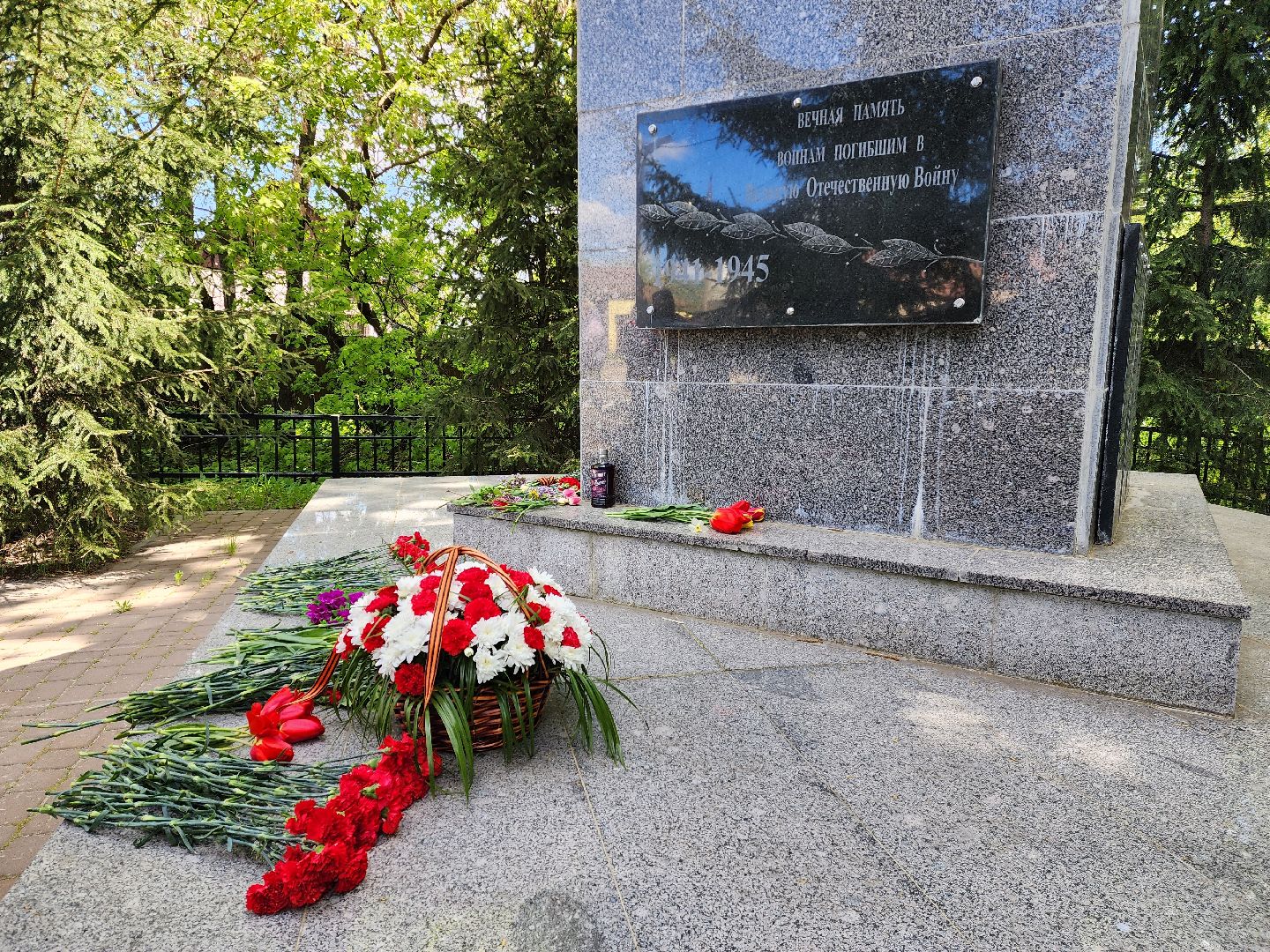 раменское, 9 мая, возложение цветов к мемориалу в сафоново,