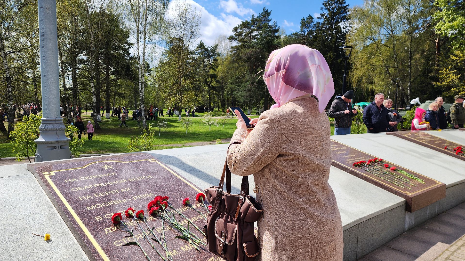 истра, митинг к 9 мая, снегири,