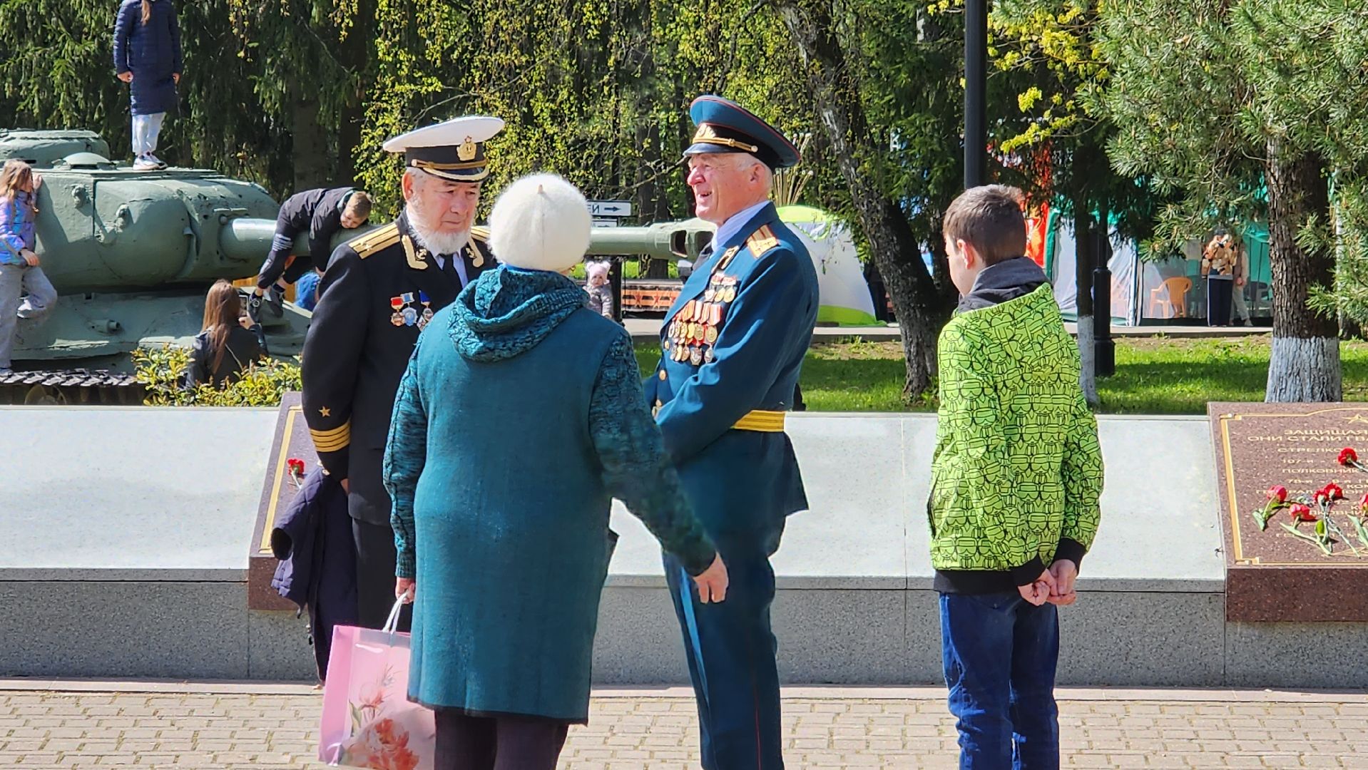 истра, митинг к 9 мая, снегири,