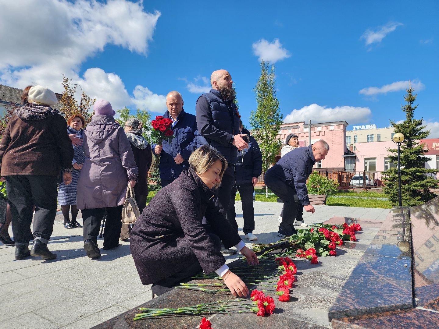 фрязино, возложение цветов, 80-летие великой победы, мемориал,