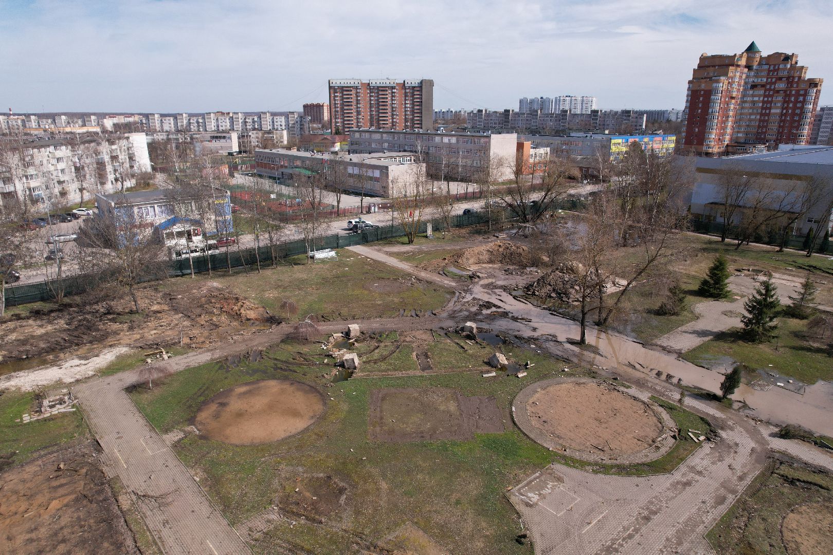 видео с коптера, парк питомник в серпухове,