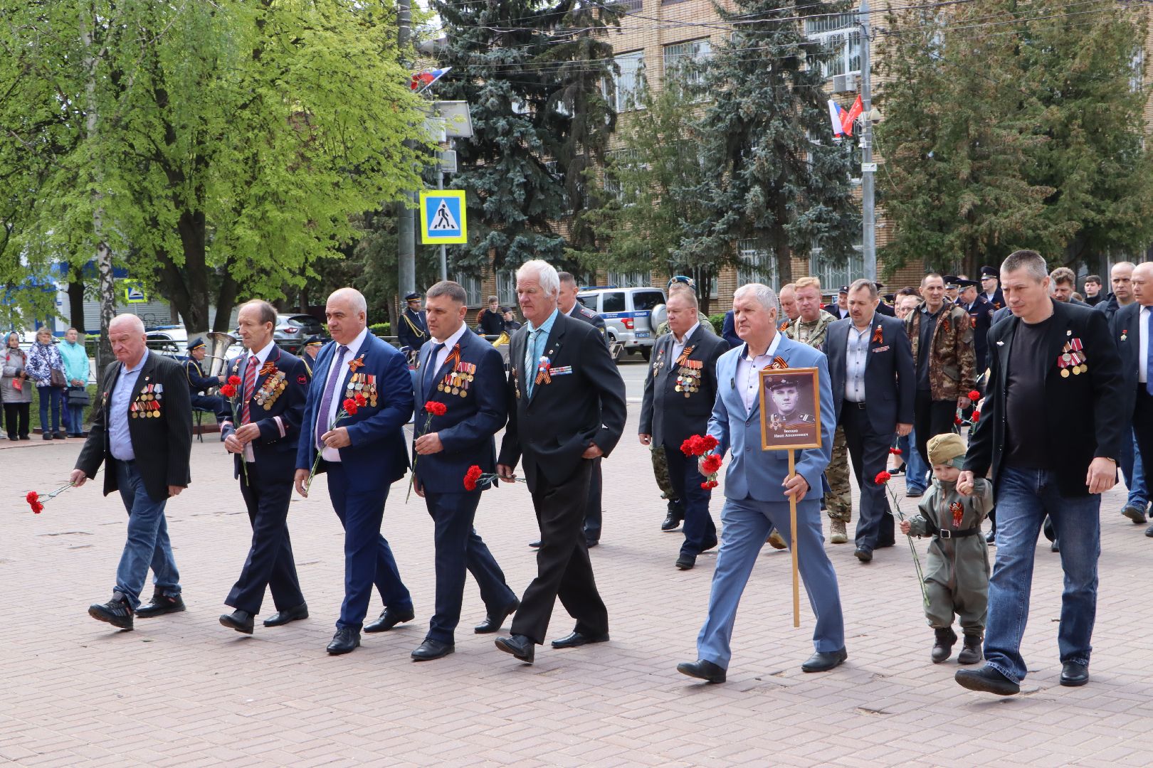 серебряные пруды, возложение, 9 мая, 80 лет победе,мемориал героям Великой Отечественной войны,