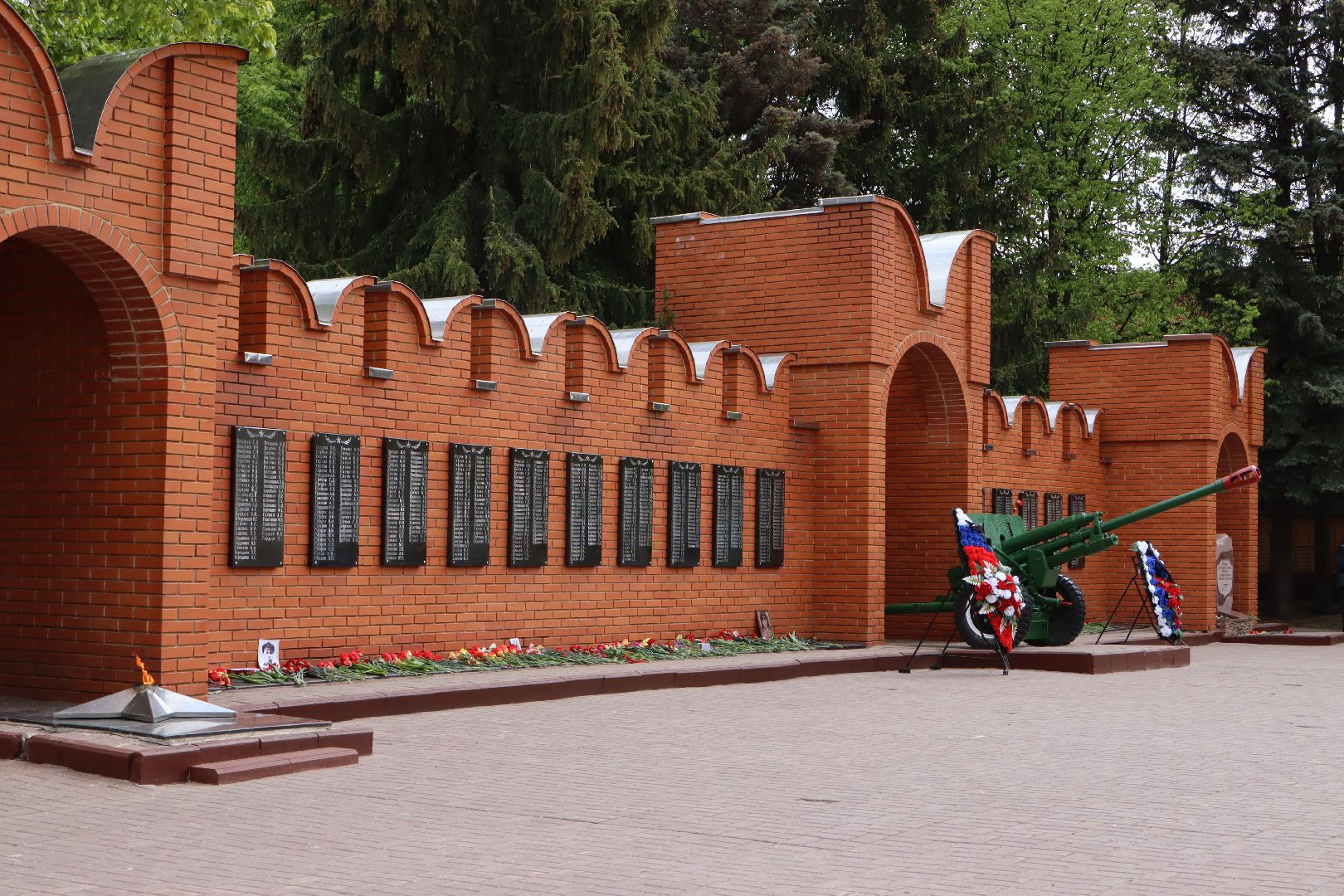 серебряные пруды, возложение, 9 мая, 80 лет победе,мемориал героям Великой Отечественной войны,