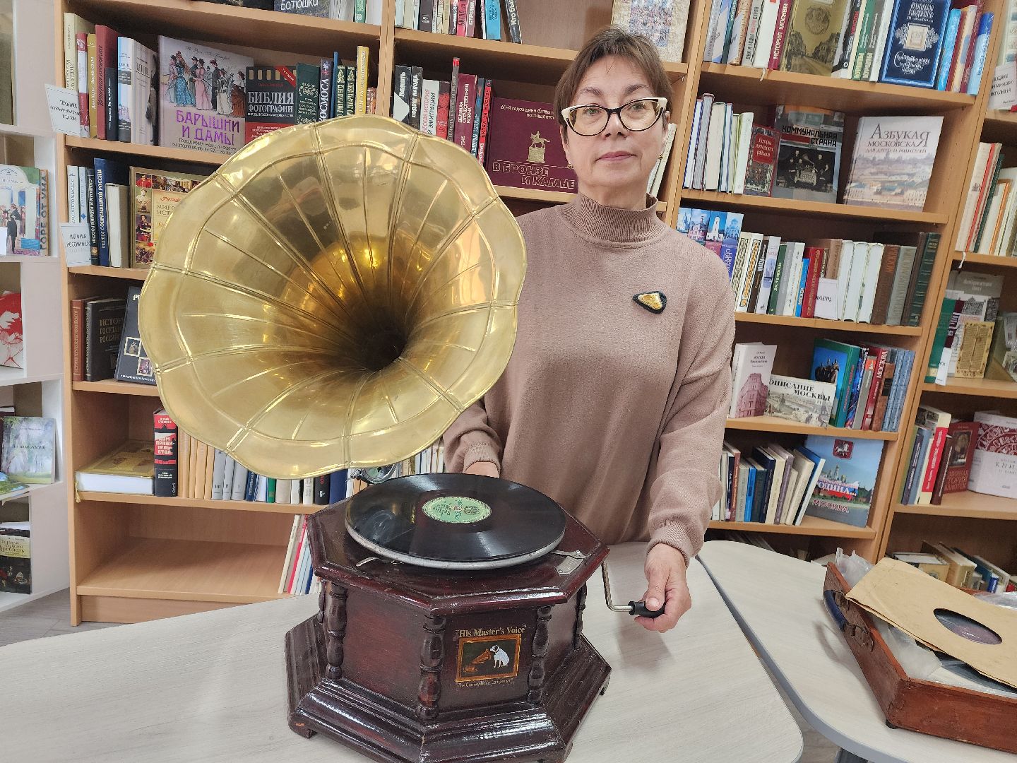 красноармейск, городской округ пушкинский, грампластинки , песни военных лет,