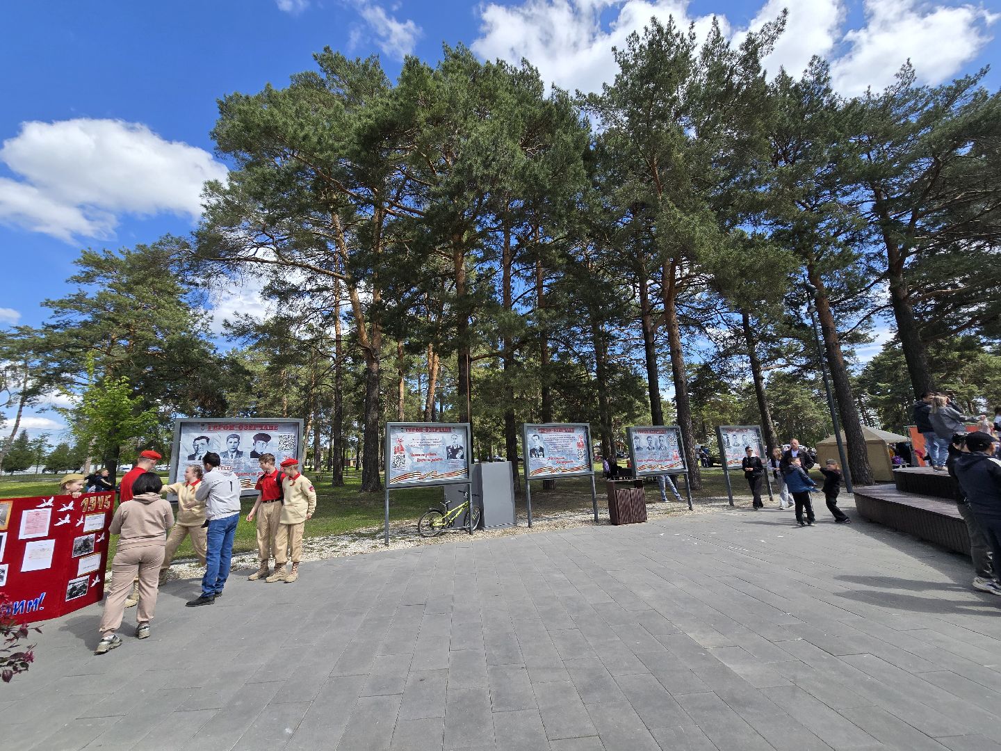 Коломна , Озеры, день победы, 9 мая, выставка под открытым небом,