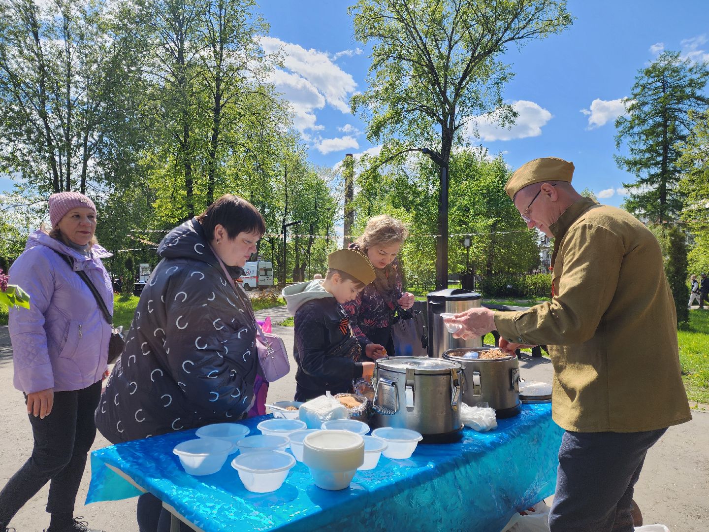 Ногинск , Жители , Общество , день победы, Парк,  полевая кухня,