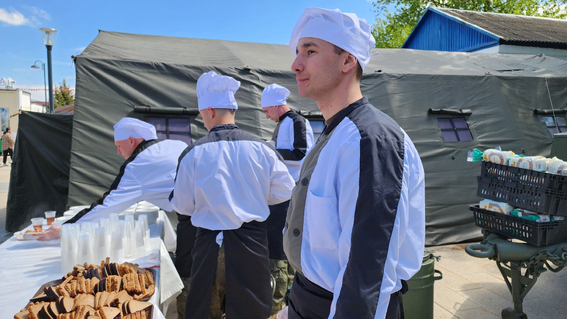 кашира, день победы, 9 мая, солдатская каша, раздача еды, праздник,