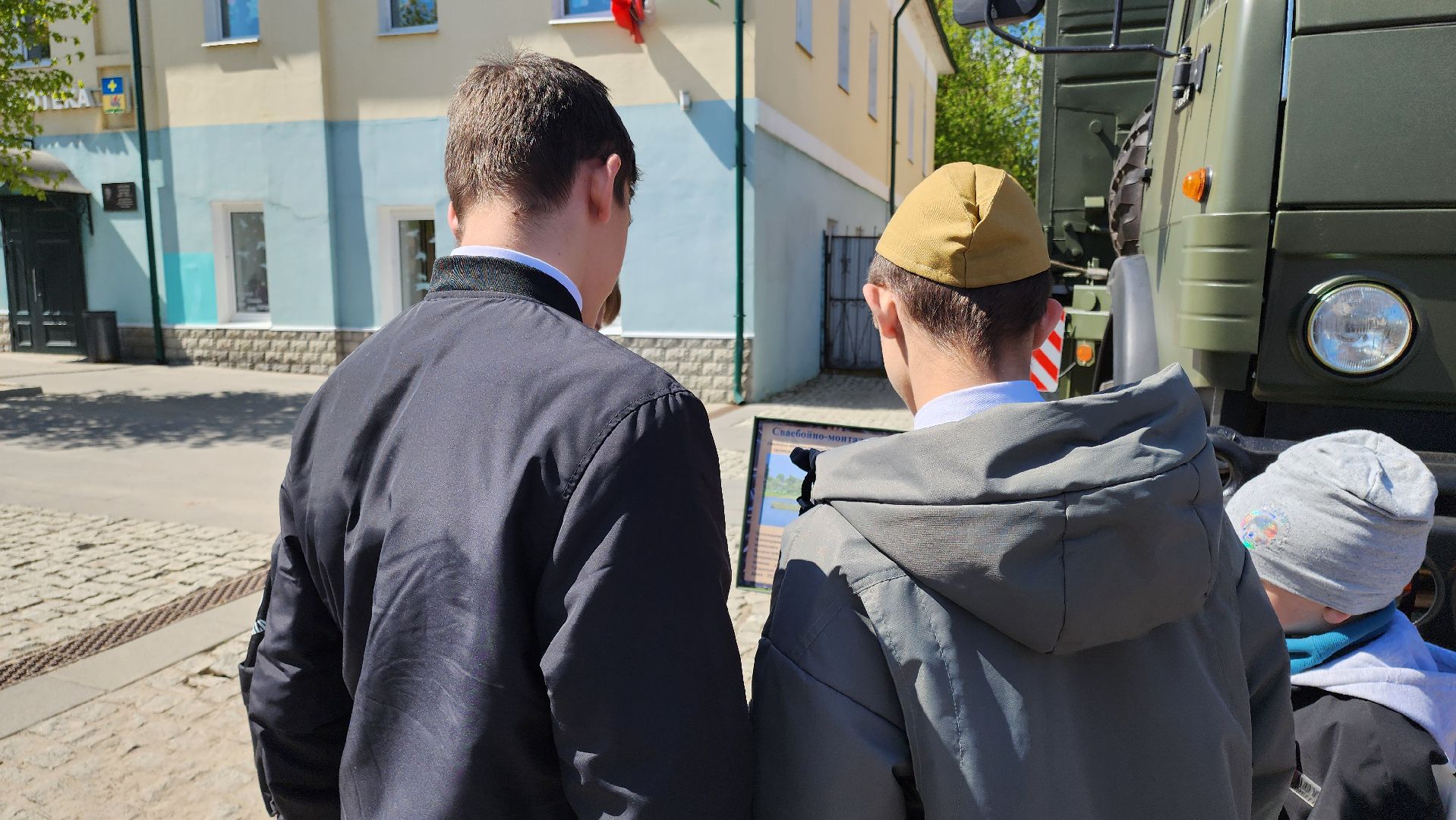 кашира, праздник , день победы, 9 мая, выставка военной техники,