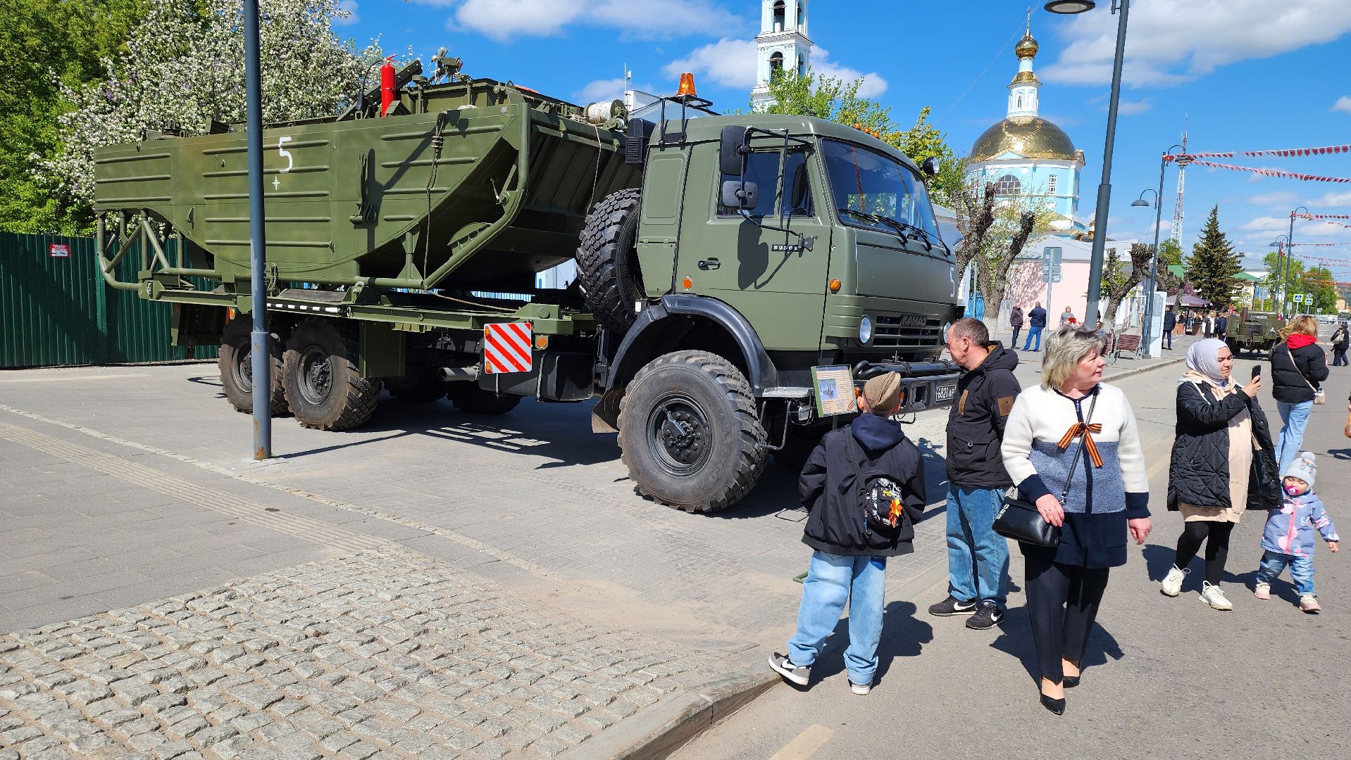кашира, праздник , день победы, 9 мая, выставка военной техники,