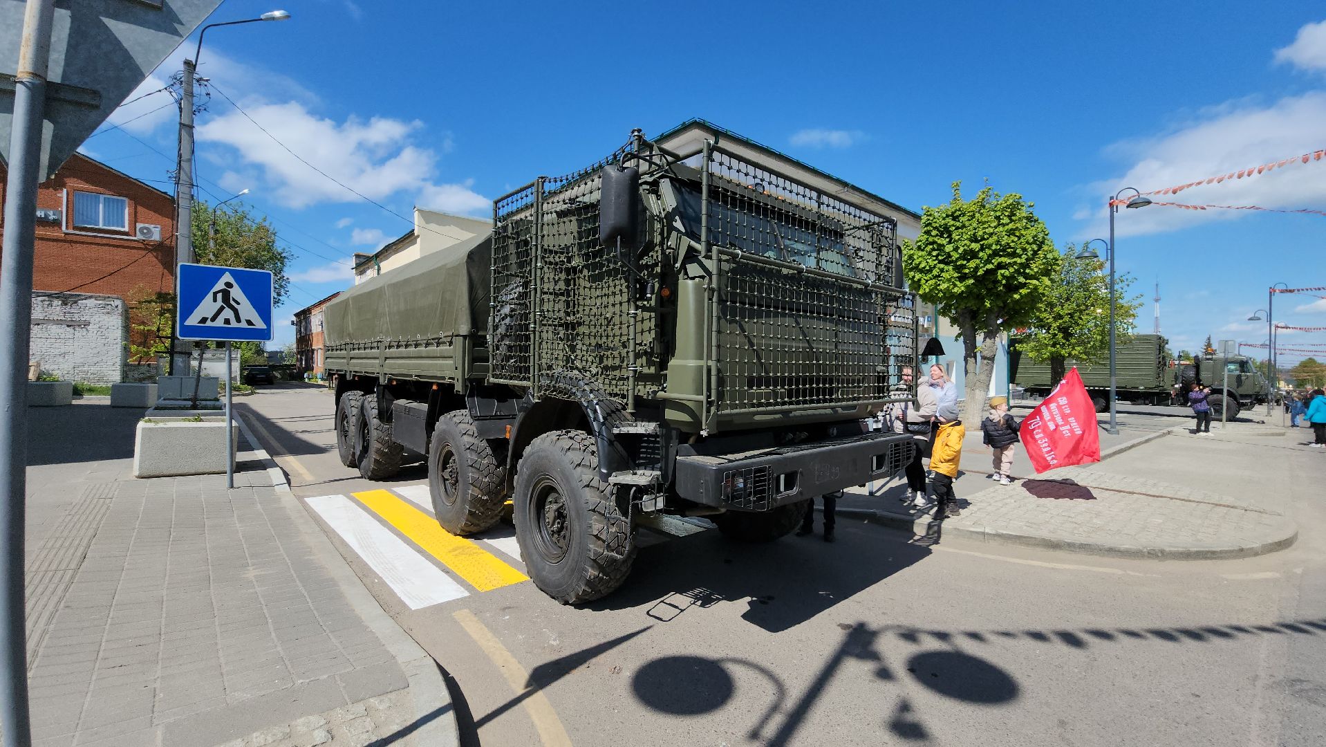 кашира, праздник , день победы, 9 мая, выставка военной техники,
