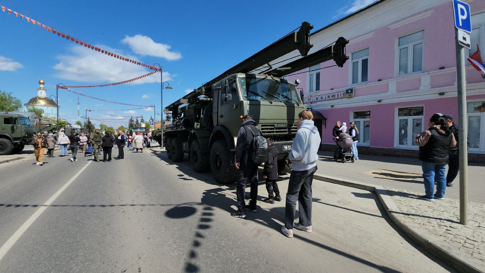 кашира, праздник , день победы, 9 мая, выставка военной техники,