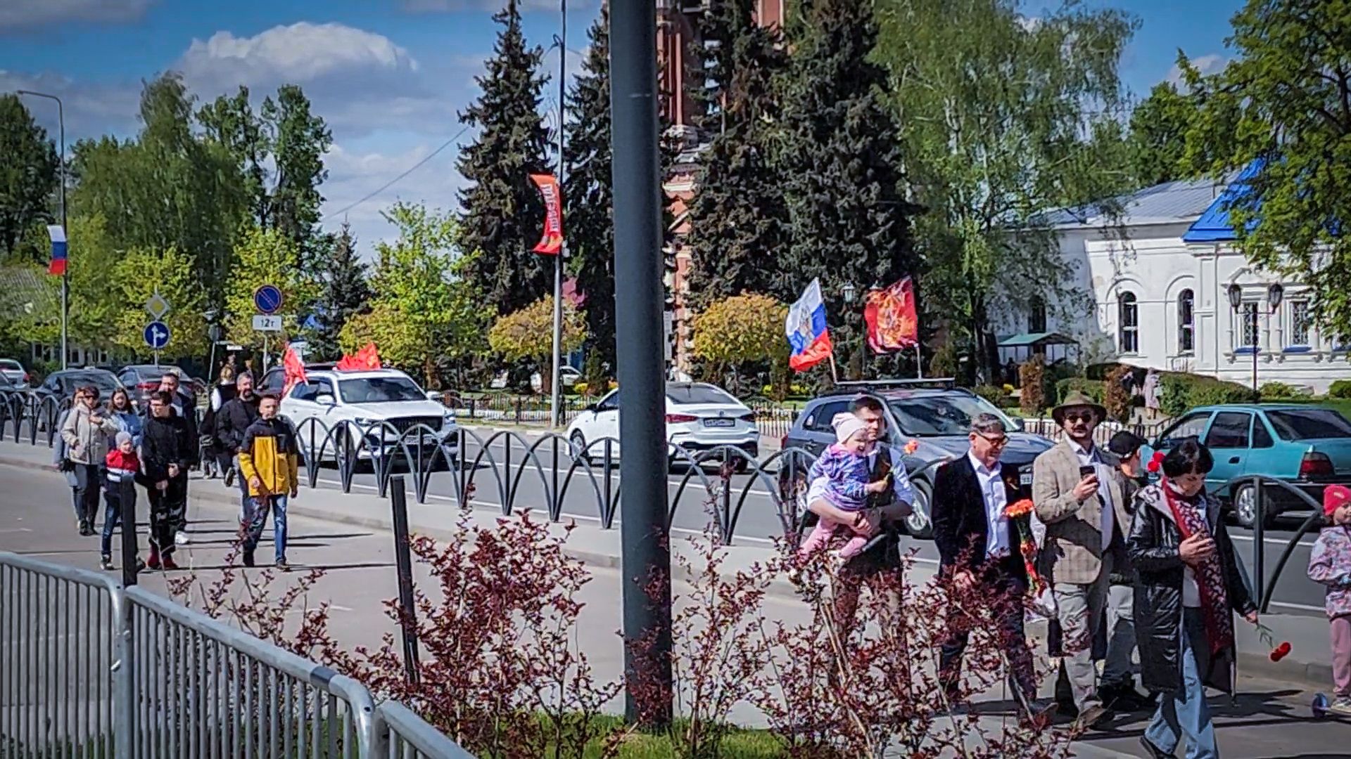бронницы, день победы в бронницах, возложение цветов в день победы,