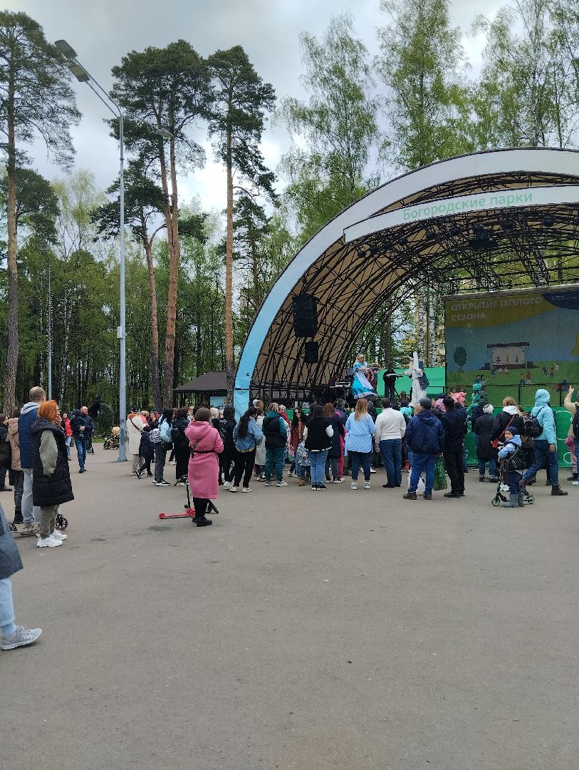 Богородский городской округ, Ногинск, Центральный парк, шоу мыльных пузырей, 1 мая