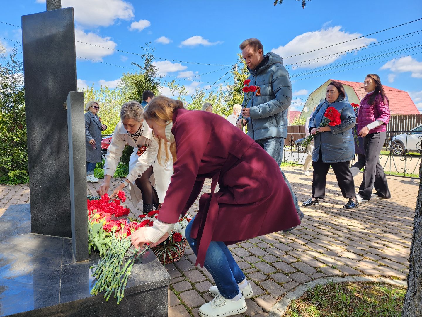 раменское, 9 мая, возложение цветов к мемориалу в деревне поповка,